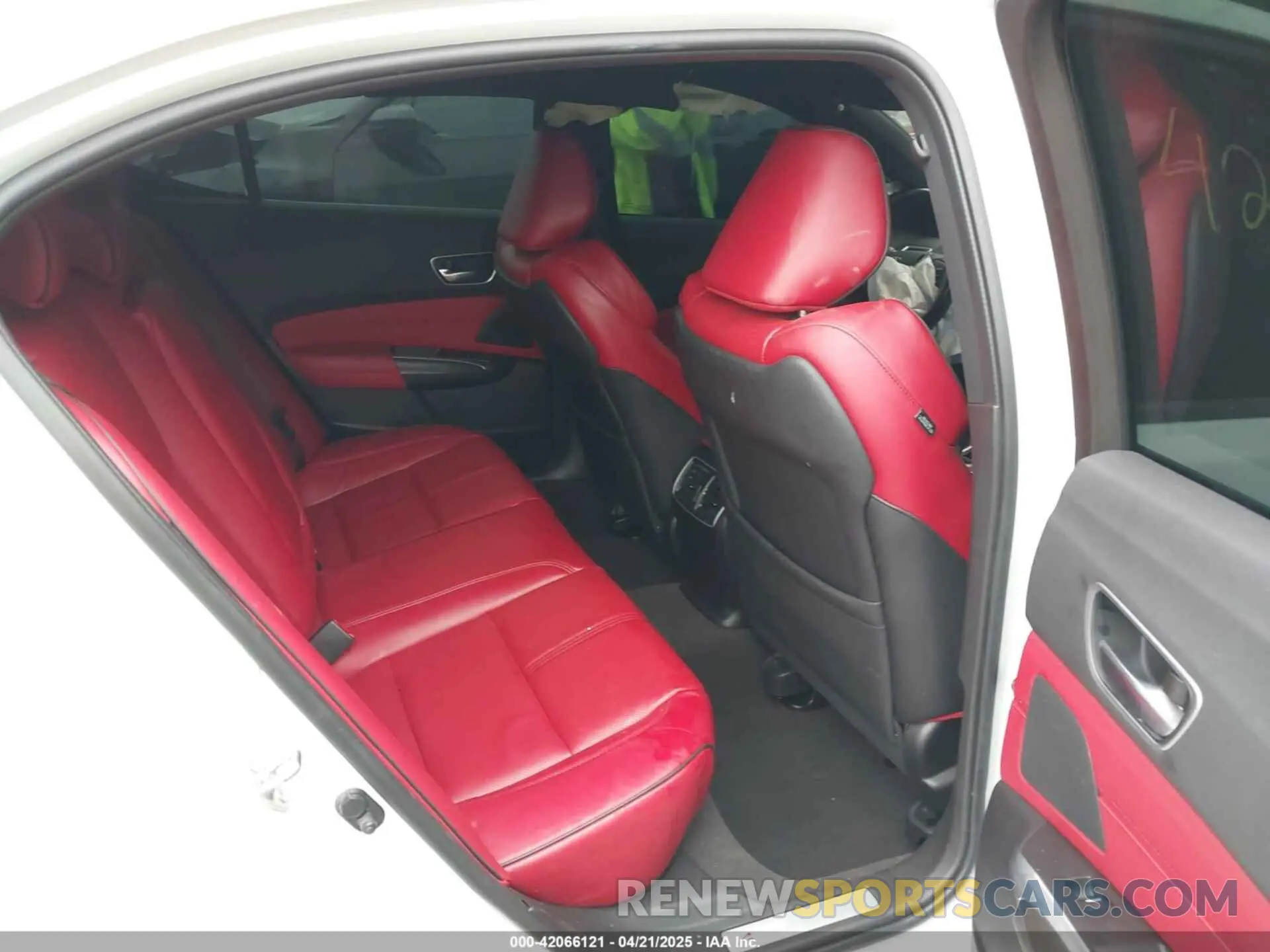 8 Photograph of a damaged car 19UUB1F69KA005273 ACURA TLX 2019