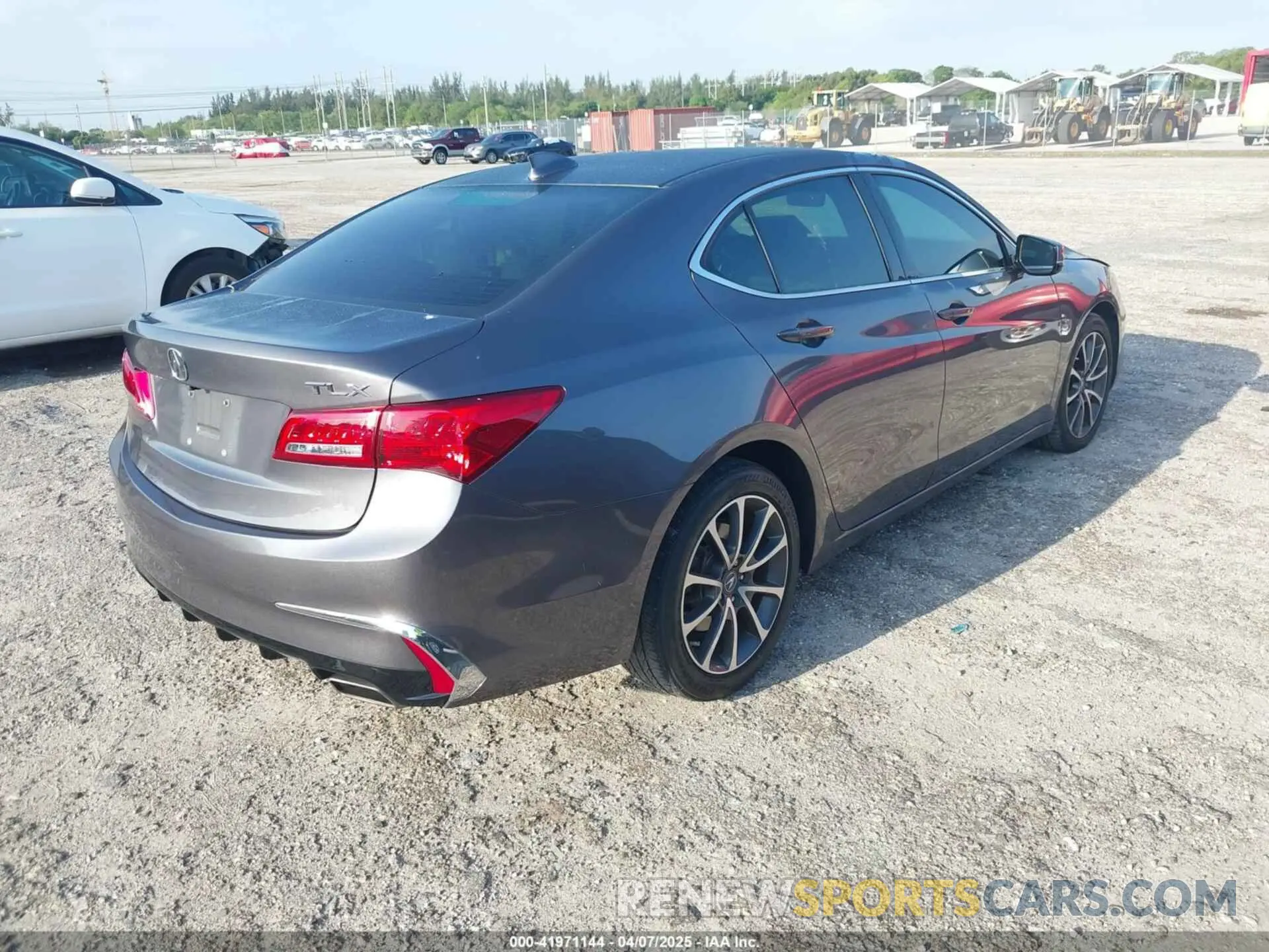 4 Photograph of a damaged car 19UUB2F39KA004586 ACURA TLX 2019
