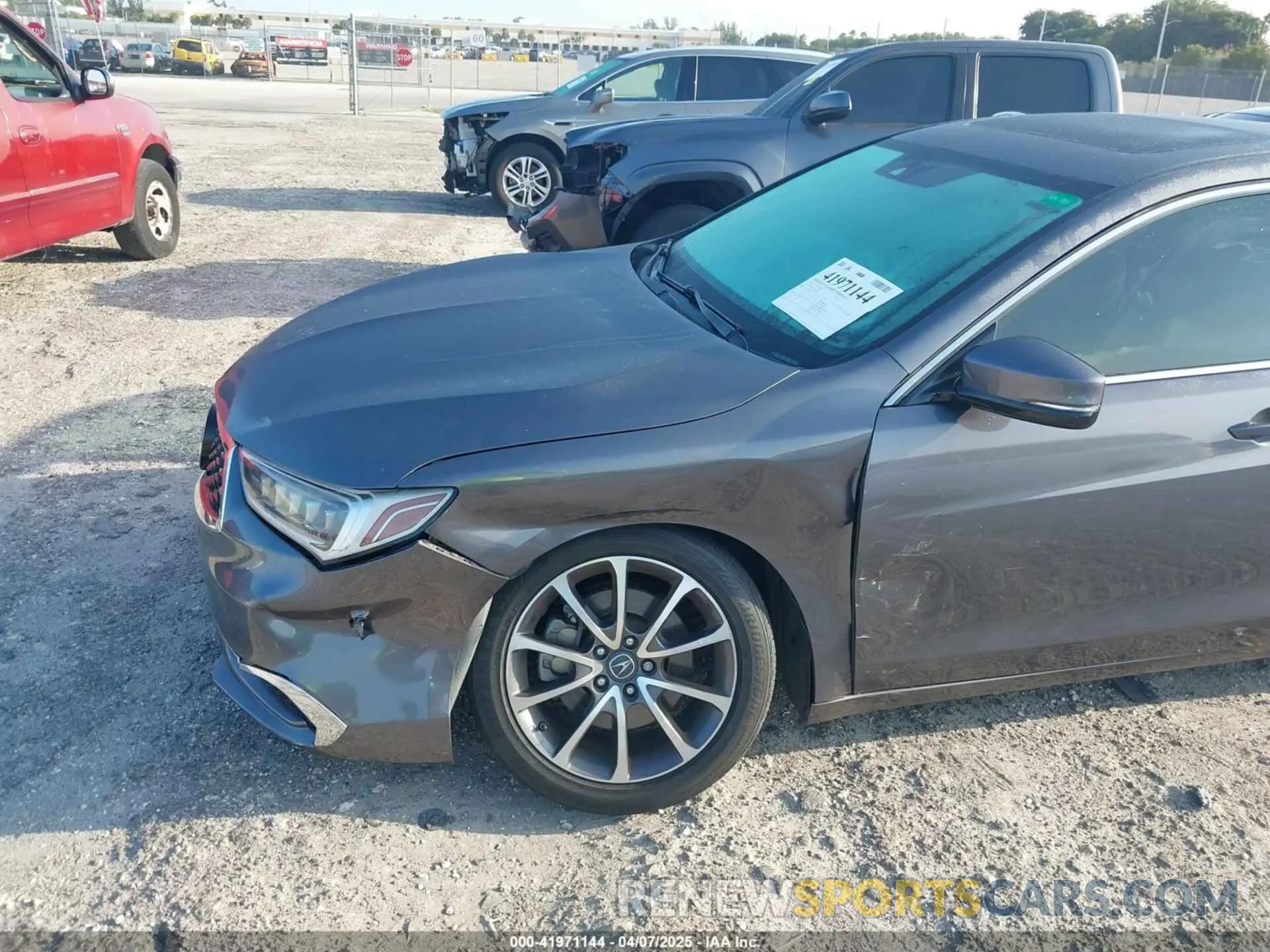6 Photograph of a damaged car 19UUB2F39KA004586 ACURA TLX 2019