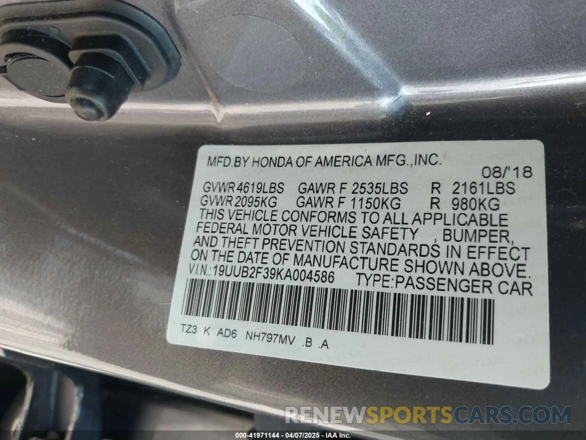 9 Photograph of a damaged car 19UUB2F39KA004586 ACURA TLX 2019
