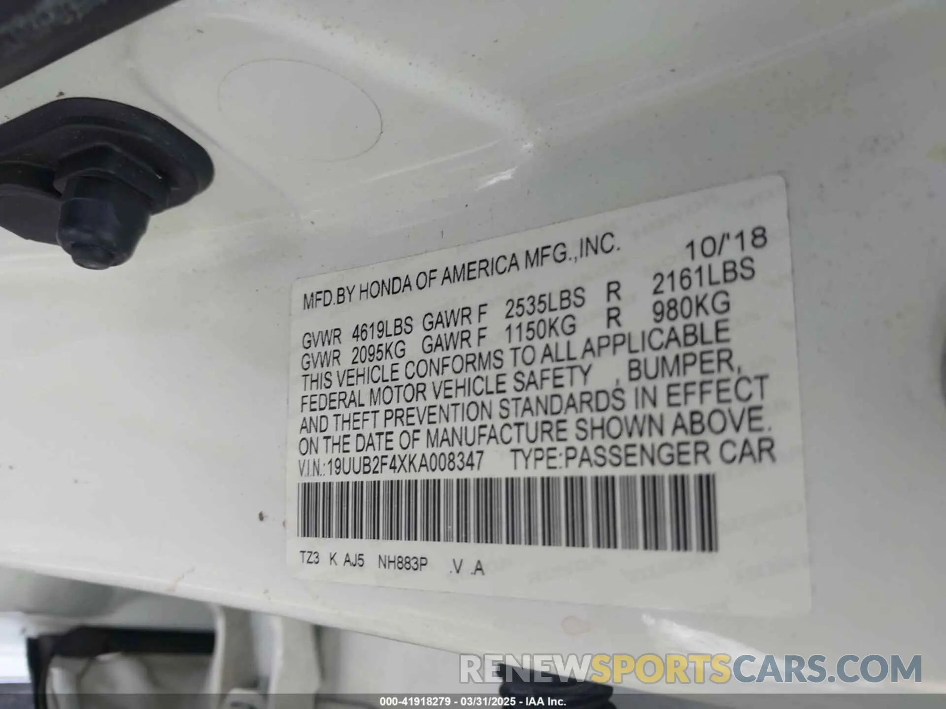 9 Photograph of a damaged car 19UUB2F4XKA008347 ACURA TLX 2019