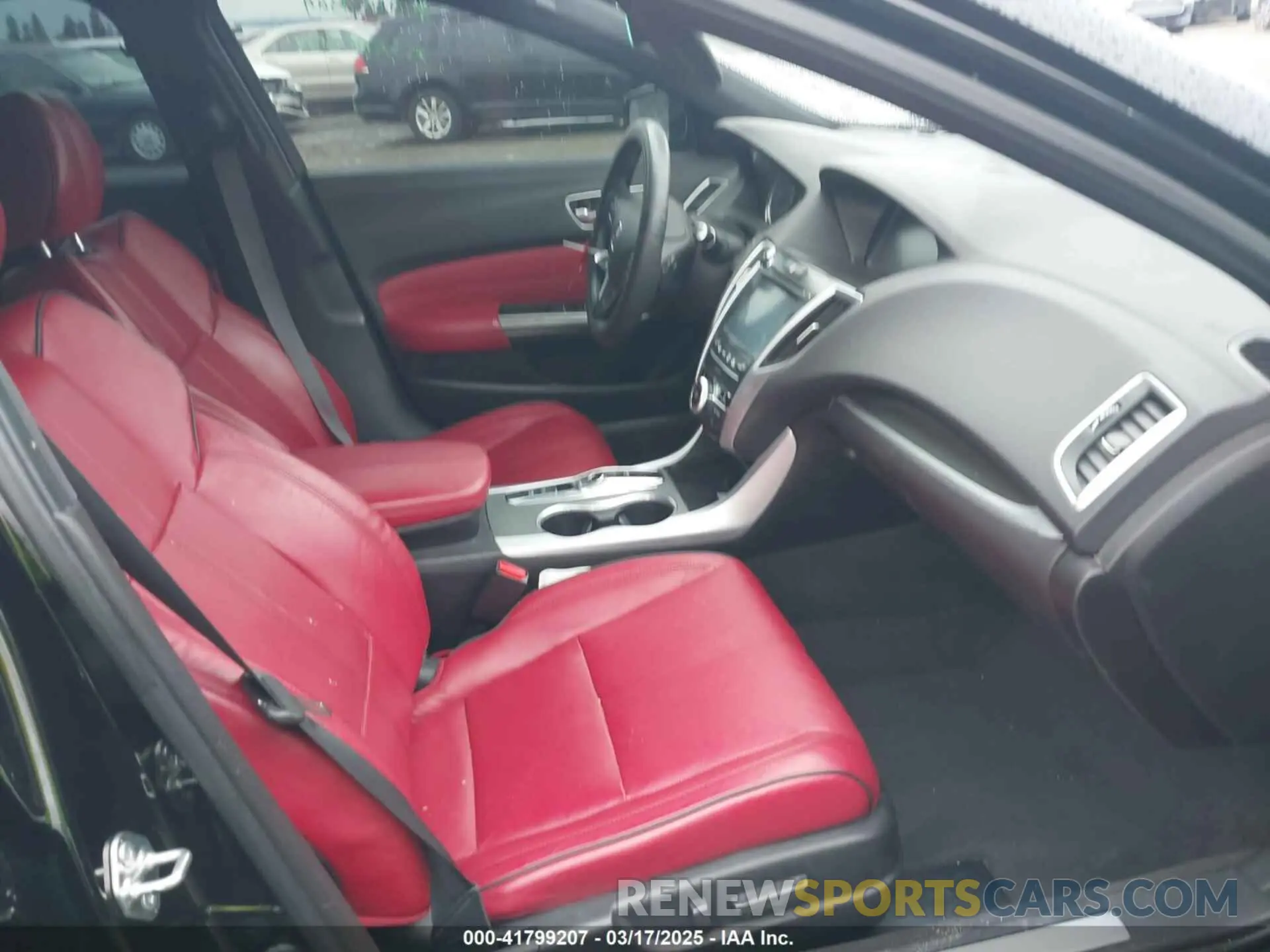 5 Photograph of a damaged car 19UUB2F61KA005581 ACURA TLX 2019