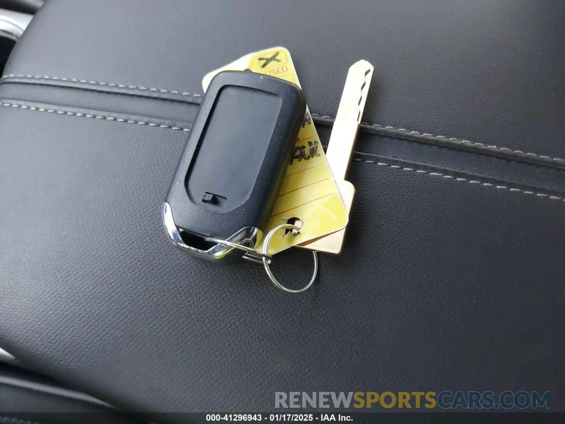 11 Photograph of a damaged car 19UUB2F61KA009548 ACURA TLX 2019