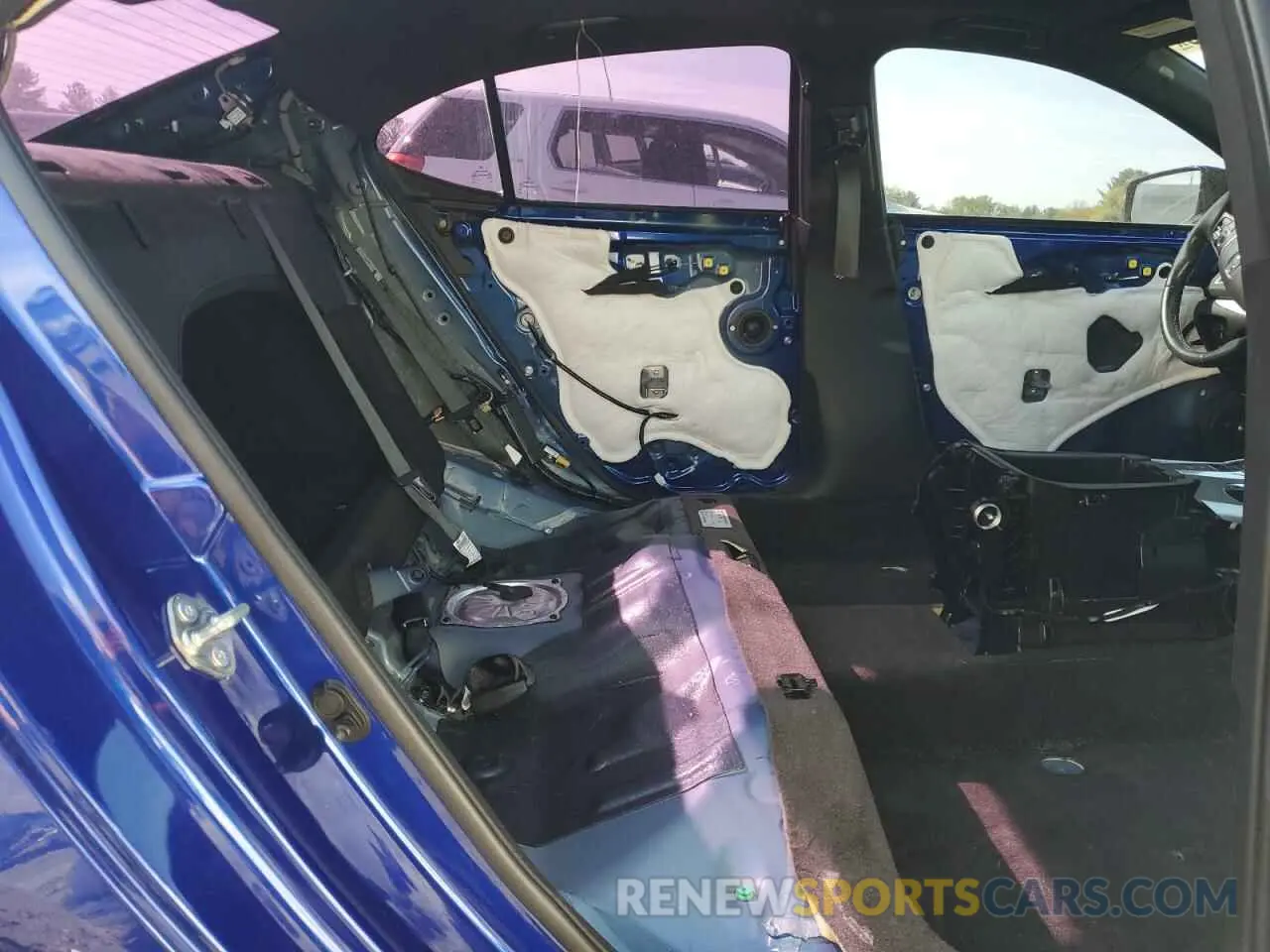 10 Photograph of a damaged car 19UUB2F62KA001247 ACURA TLX 2019