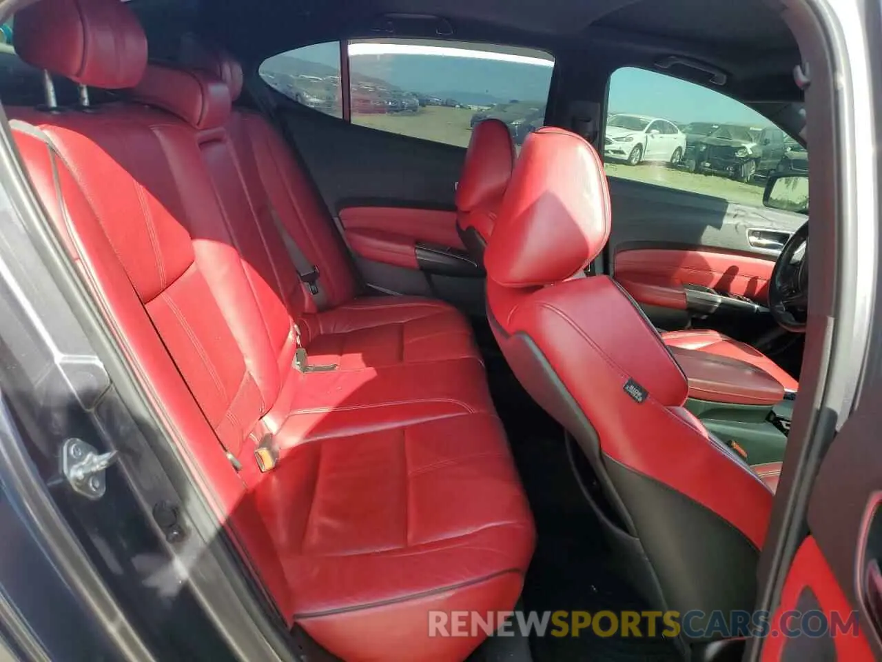 10 Photograph of a damaged car 19UUB2F64KA005039 ACURA TLX 2019