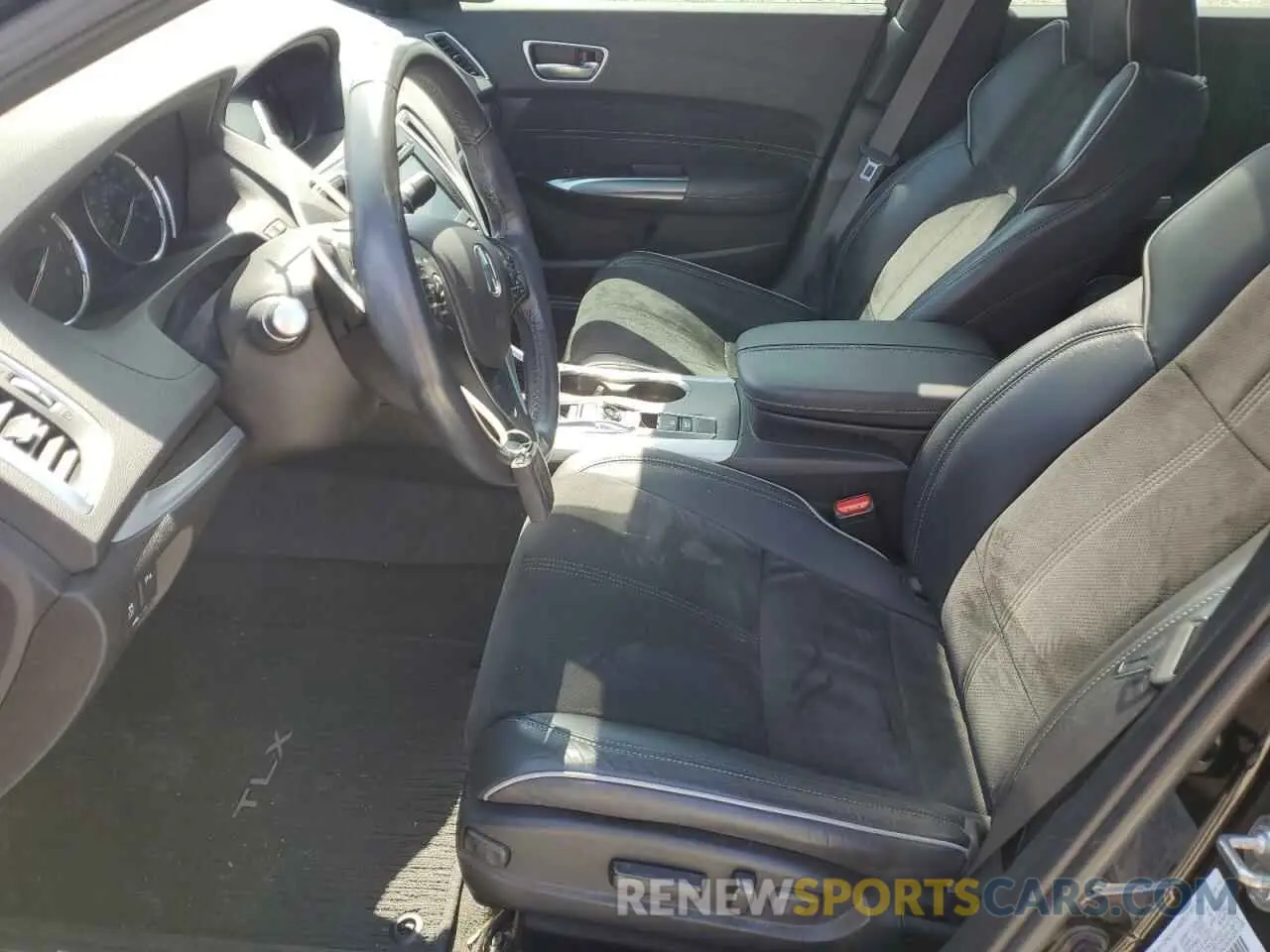 7 Photograph of a damaged car 19UUB2F69KA000449 ACURA TLX 2019
