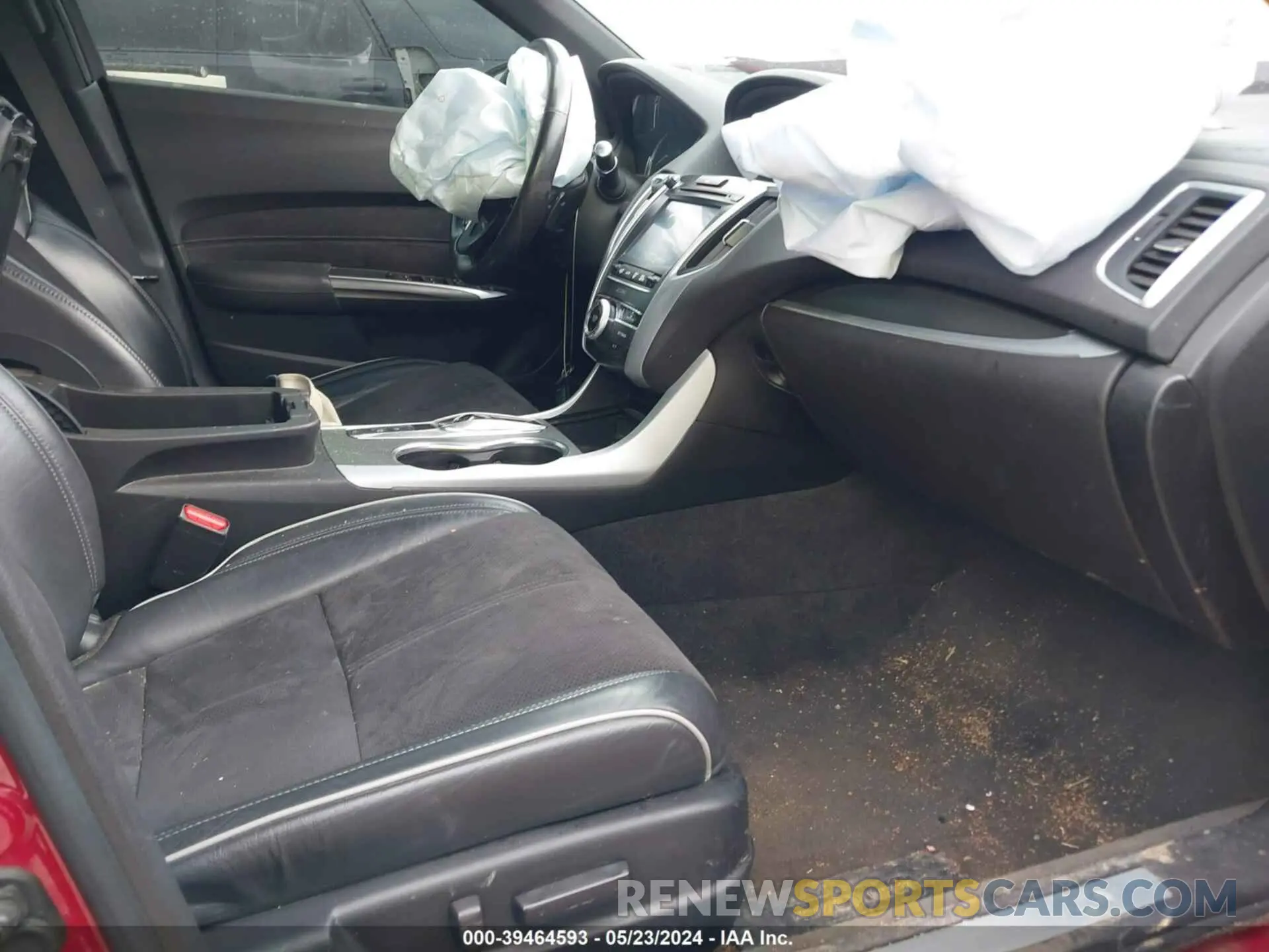 5 Photograph of a damaged car 19UUB2F69KA003271 ACURA TLX 2019