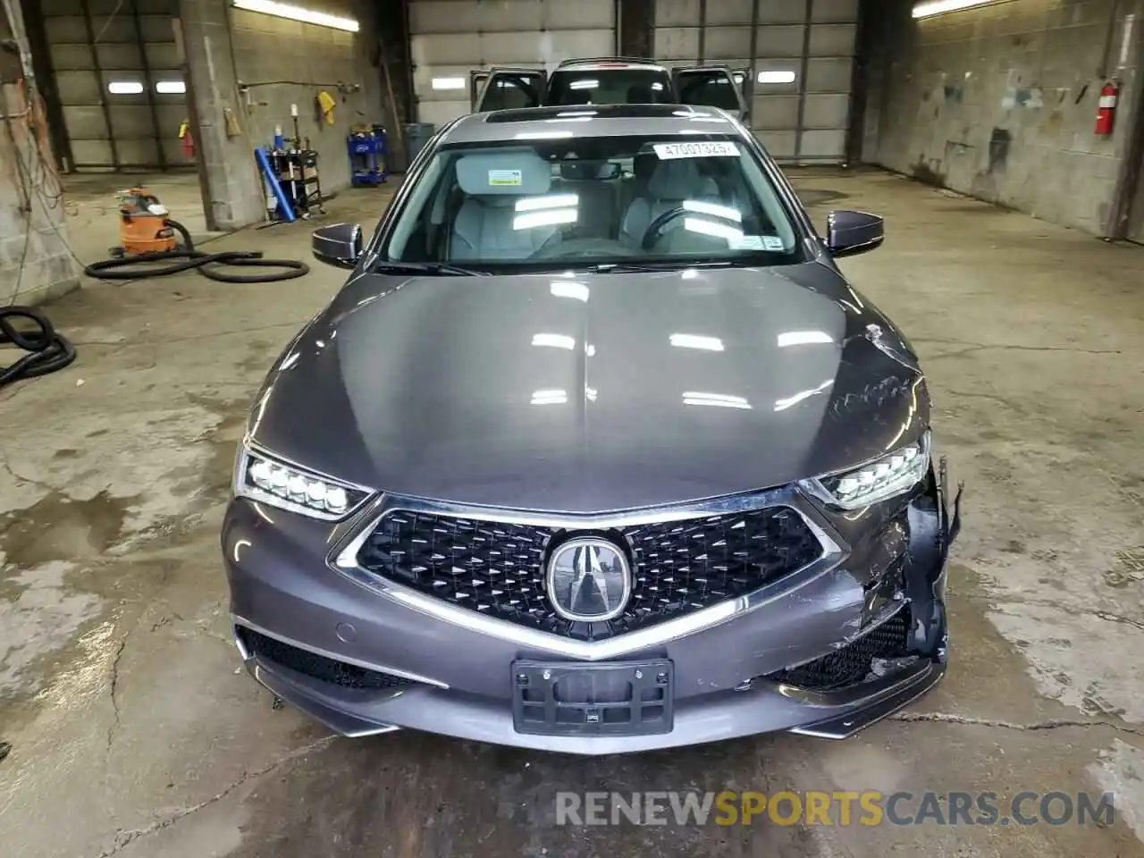 5 Photograph of a damaged car 19UUB3F47KA004942 ACURA TLX 2019