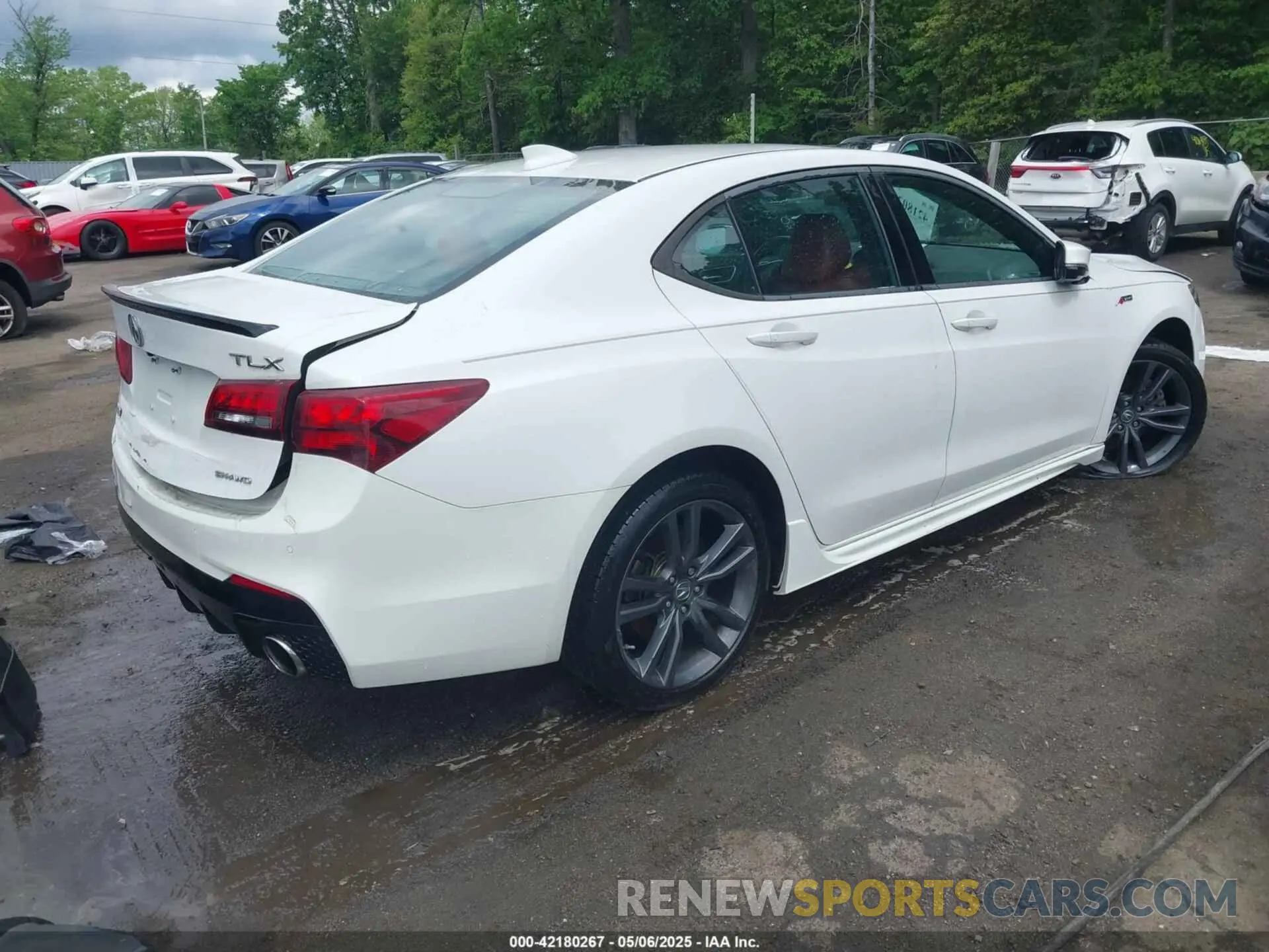 4 Photograph of a damaged car 19UUB3F60KA005206 ACURA TLX 2019