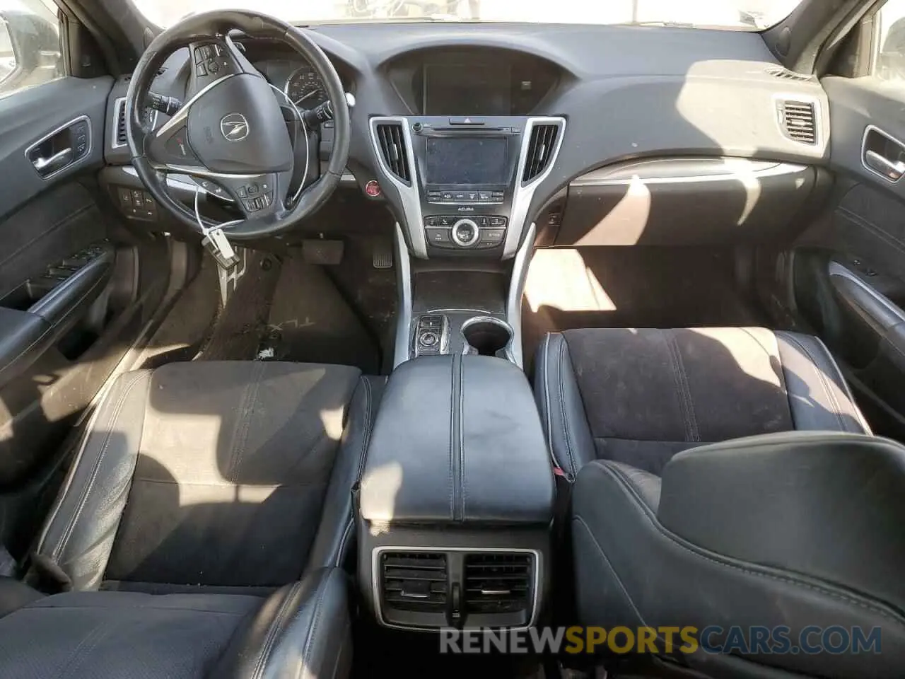 8 Photograph of a damaged car 19UUB3F66KA000561 ACURA TLX 2019