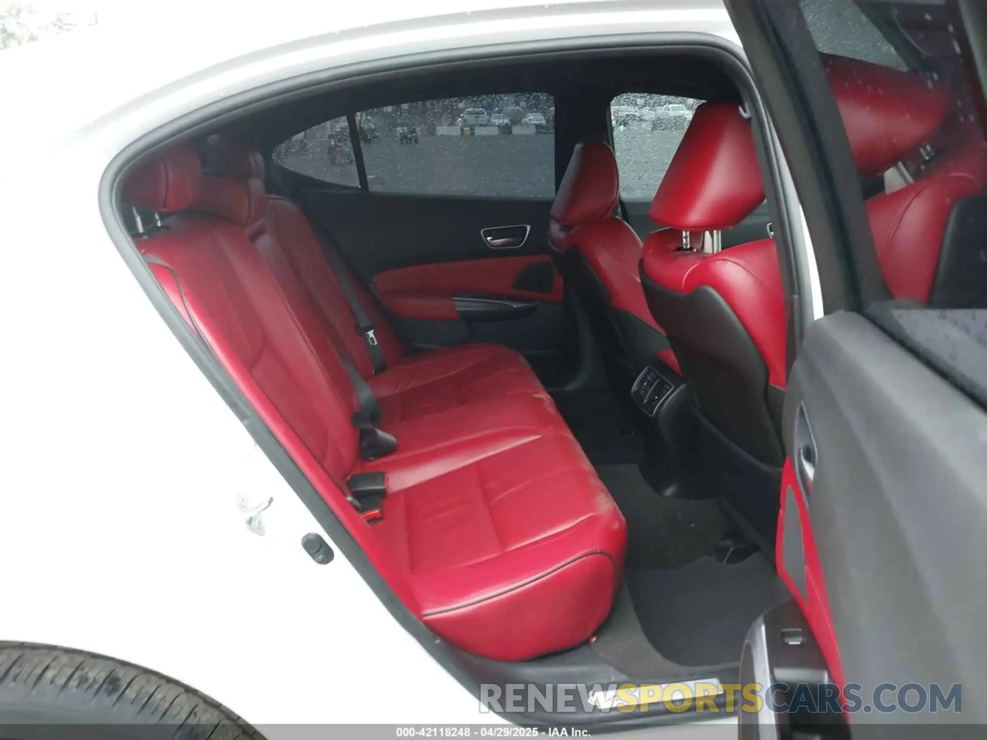 8 Photograph of a damaged car 19UUB3F6XKA003799 ACURA TLX 2019