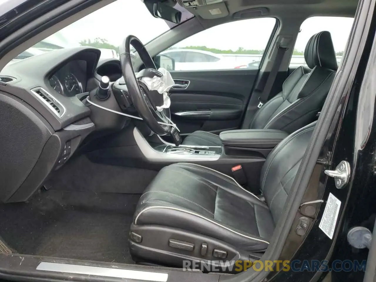 7 Photograph of a damaged car 19UUB3F81KA003370 ACURA TLX 2019