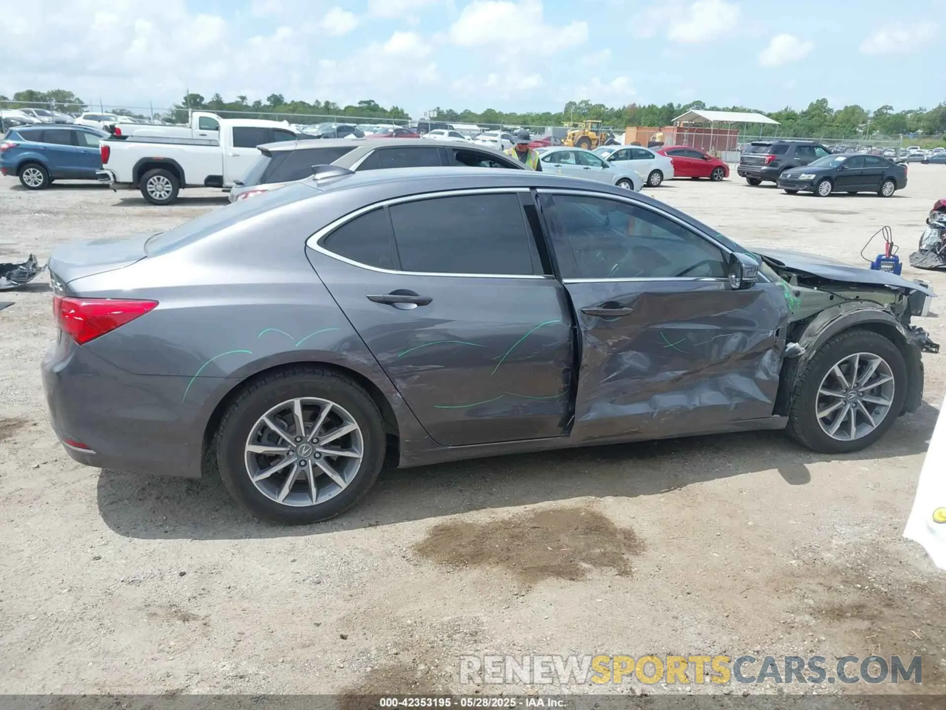 13 Photograph of a damaged car 19UUB1F31LA004495 ACURA TLX 2020