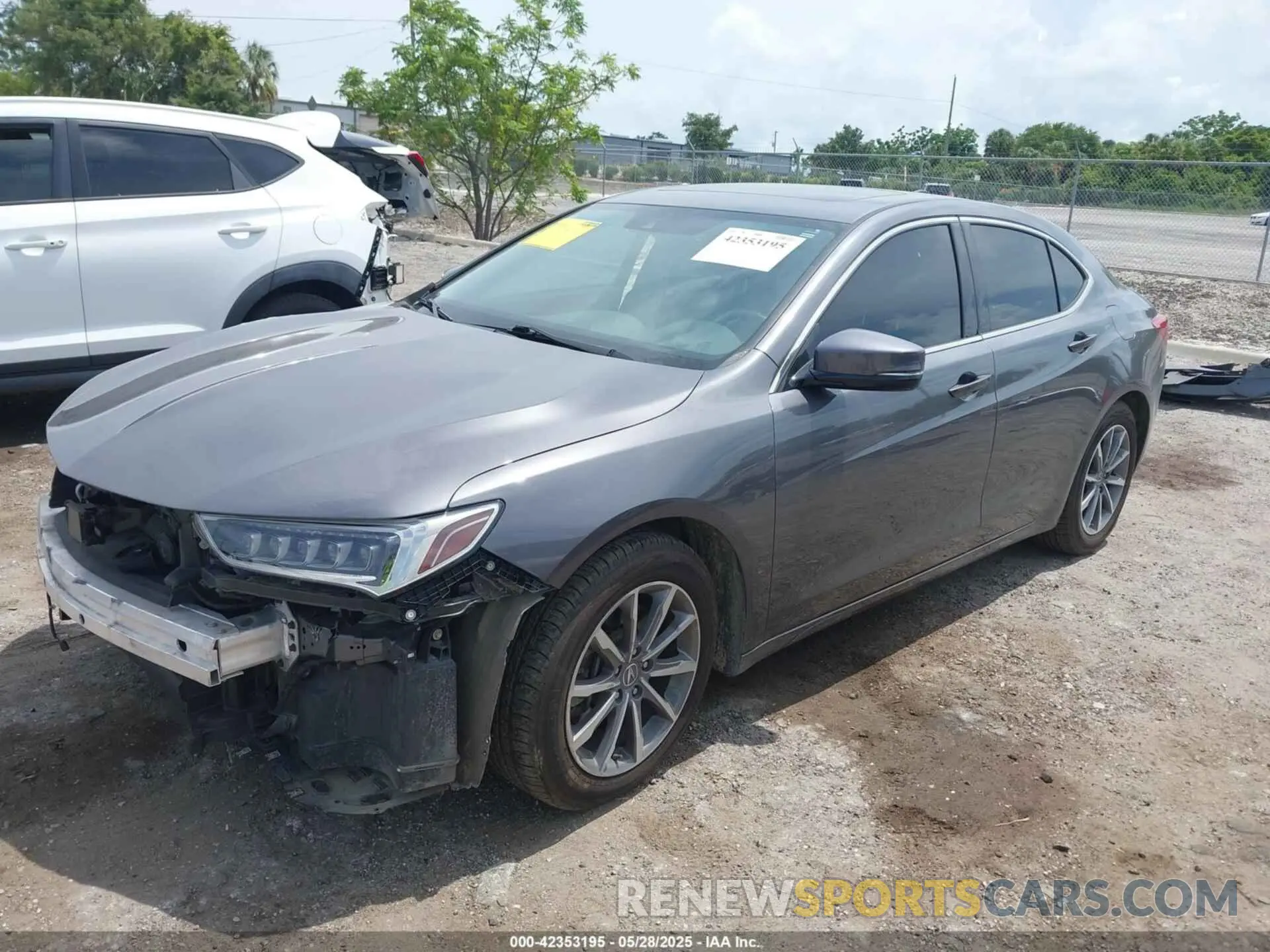 2 Photograph of a damaged car 19UUB1F31LA004495 ACURA TLX 2020