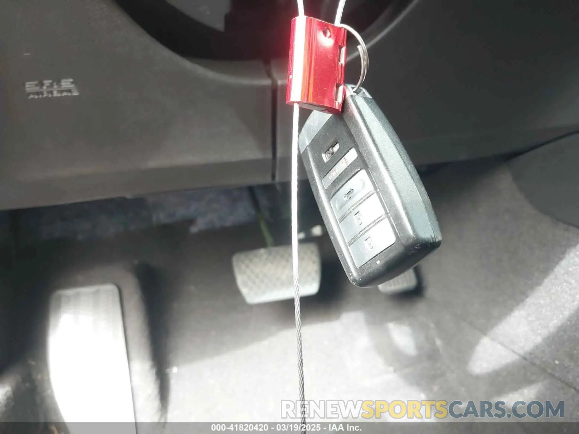 11 Photograph of a damaged car 19UUB1F32LA002657 ACURA TLX 2020