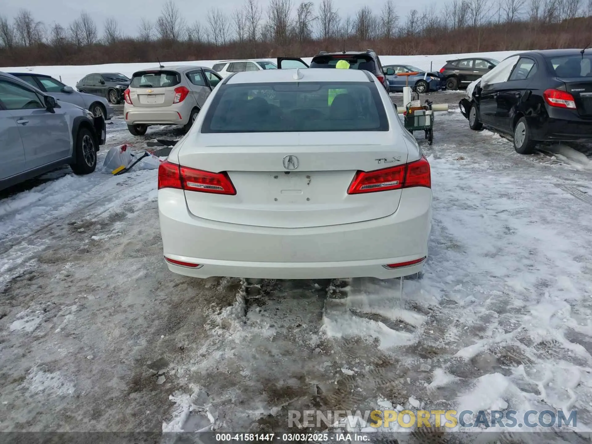 15 Photograph of a damaged car 19UUB1F32LA004148 ACURA TLX 2020