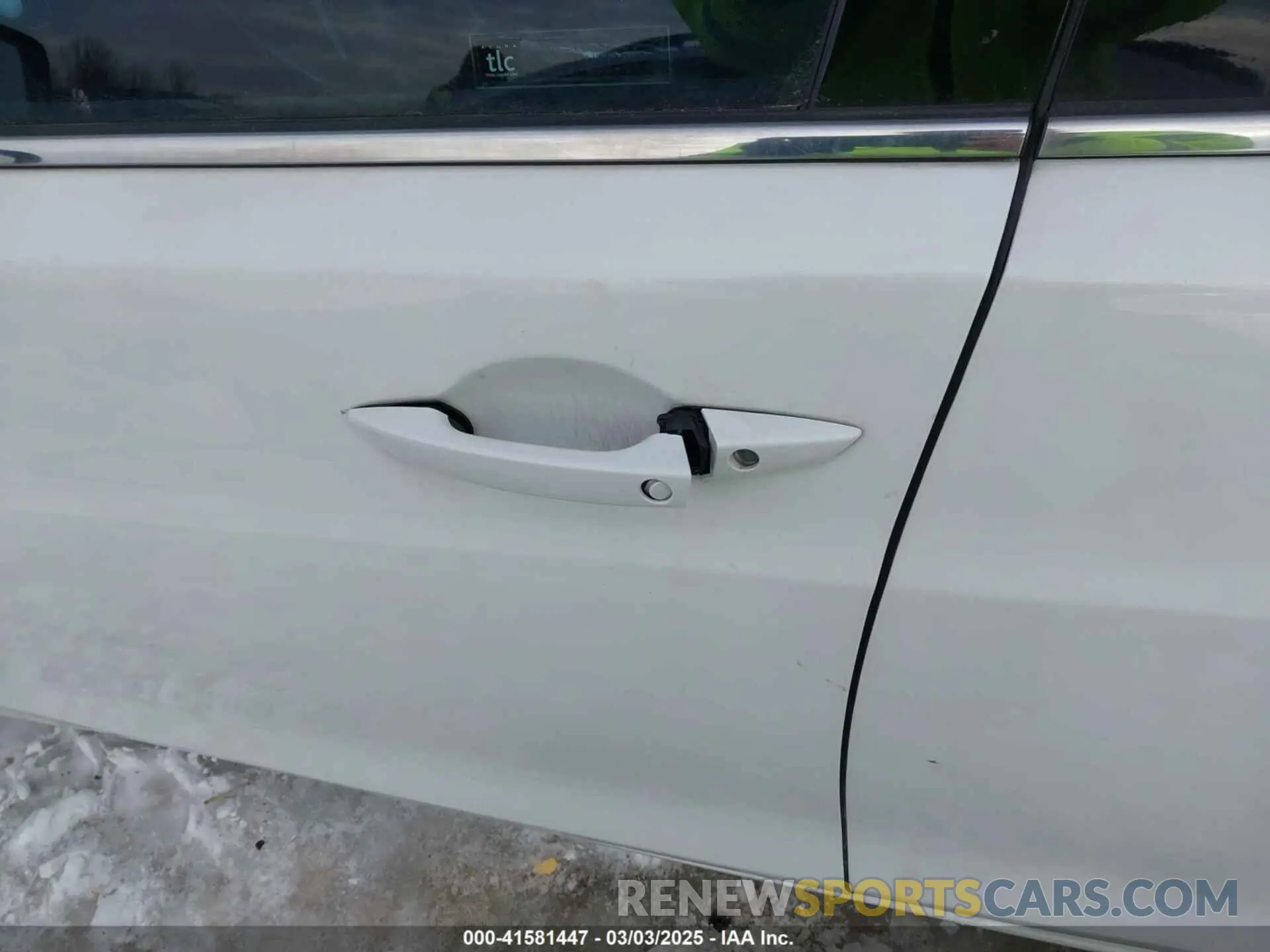 6 Photograph of a damaged car 19UUB1F32LA004148 ACURA TLX 2020