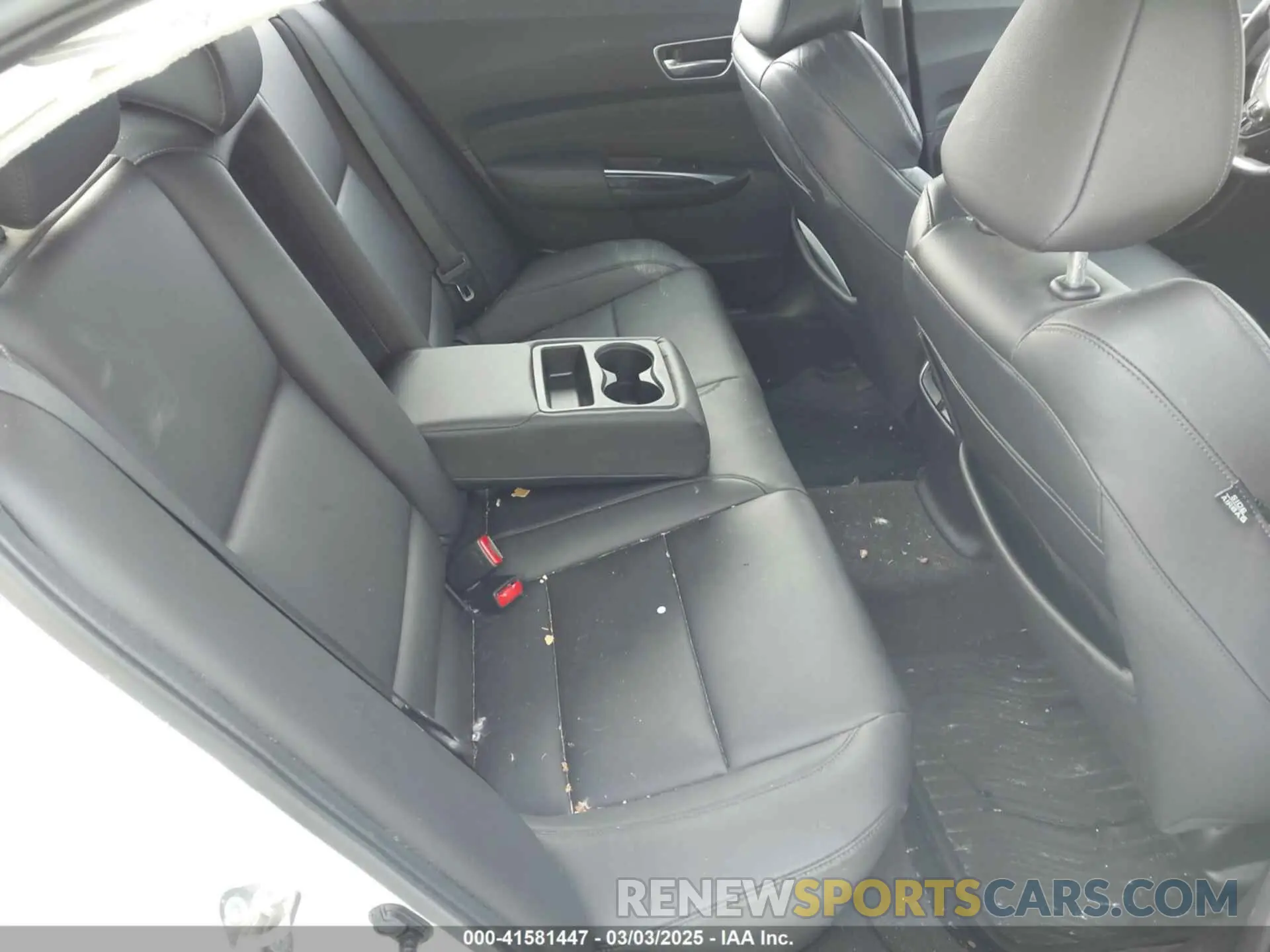 8 Photograph of a damaged car 19UUB1F32LA004148 ACURA TLX 2020