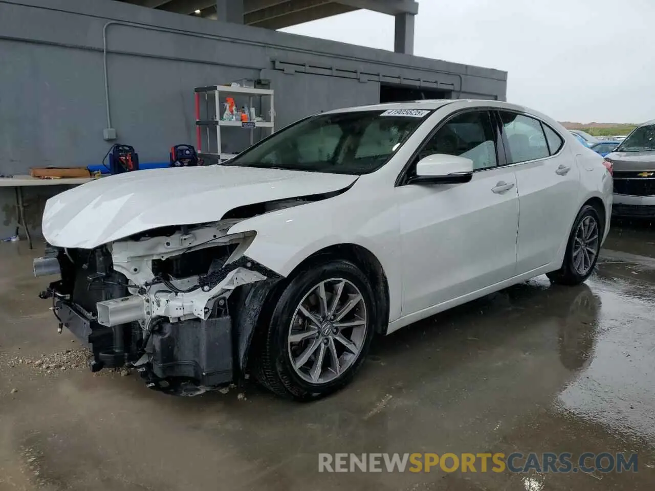 1 Photograph of a damaged car 19UUB1F32LA010029 ACURA TLX 2020