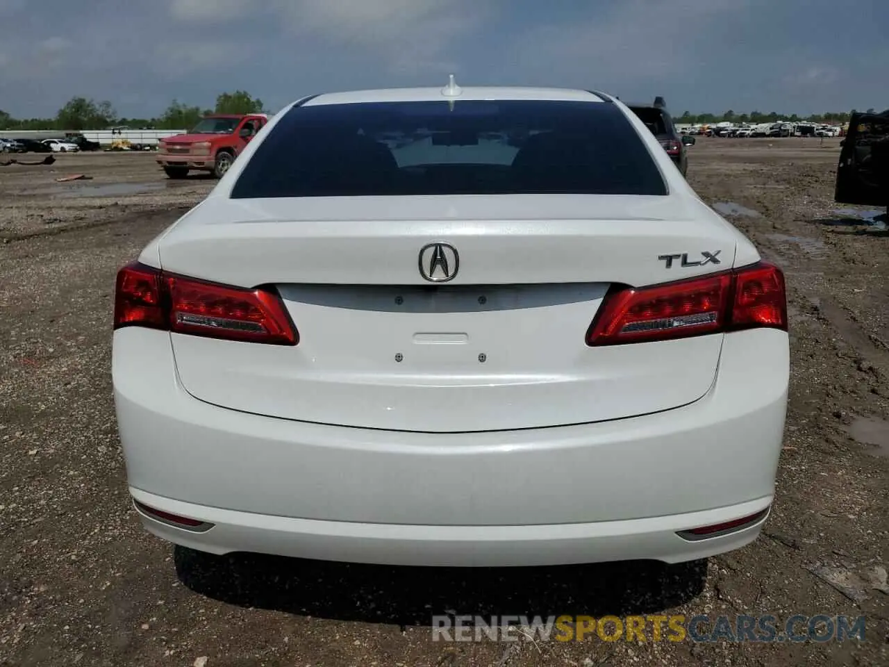 6 Photograph of a damaged car 19UUB1F33LA008807 ACURA TLX 2020