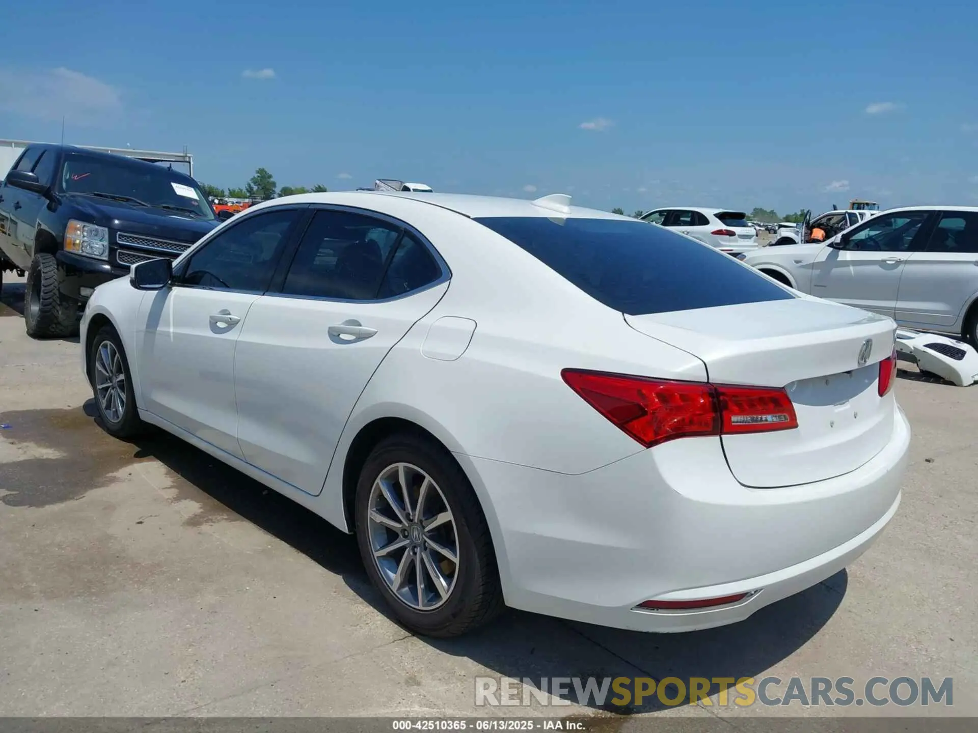 3 Photograph of a damaged car 19UUB1F34LA011697 ACURA TLX 2020