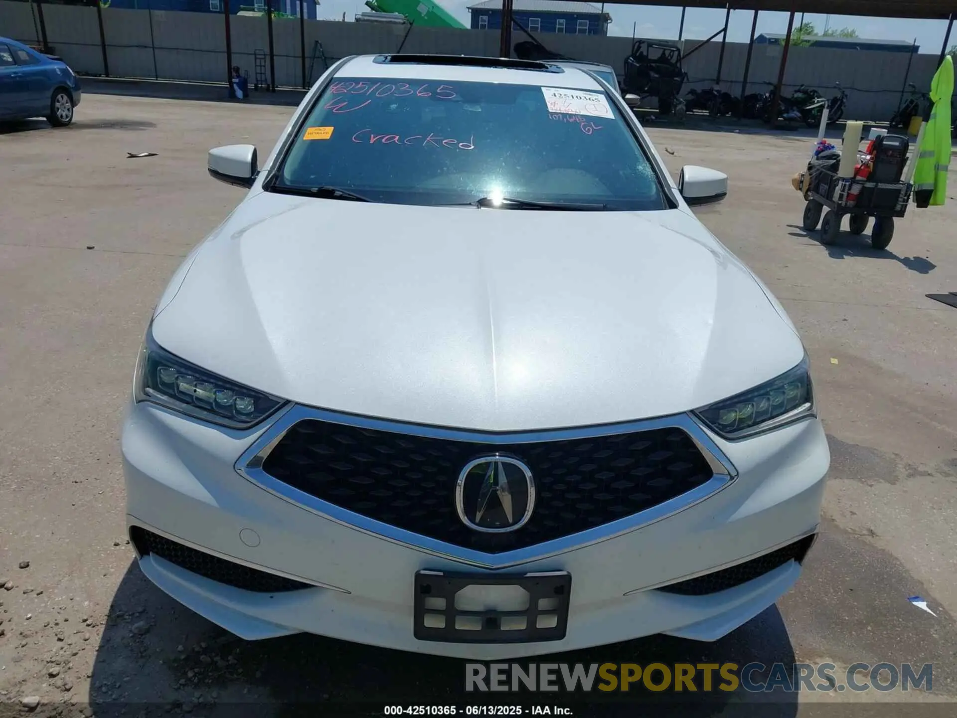6 Photograph of a damaged car 19UUB1F34LA011697 ACURA TLX 2020