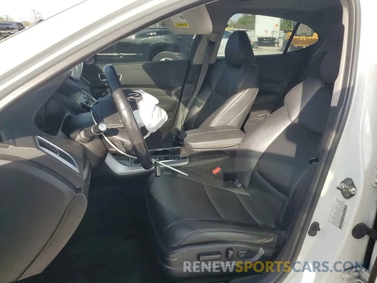 7 Photograph of a damaged car 19UUB1F35LA001437 ACURA TLX 2020