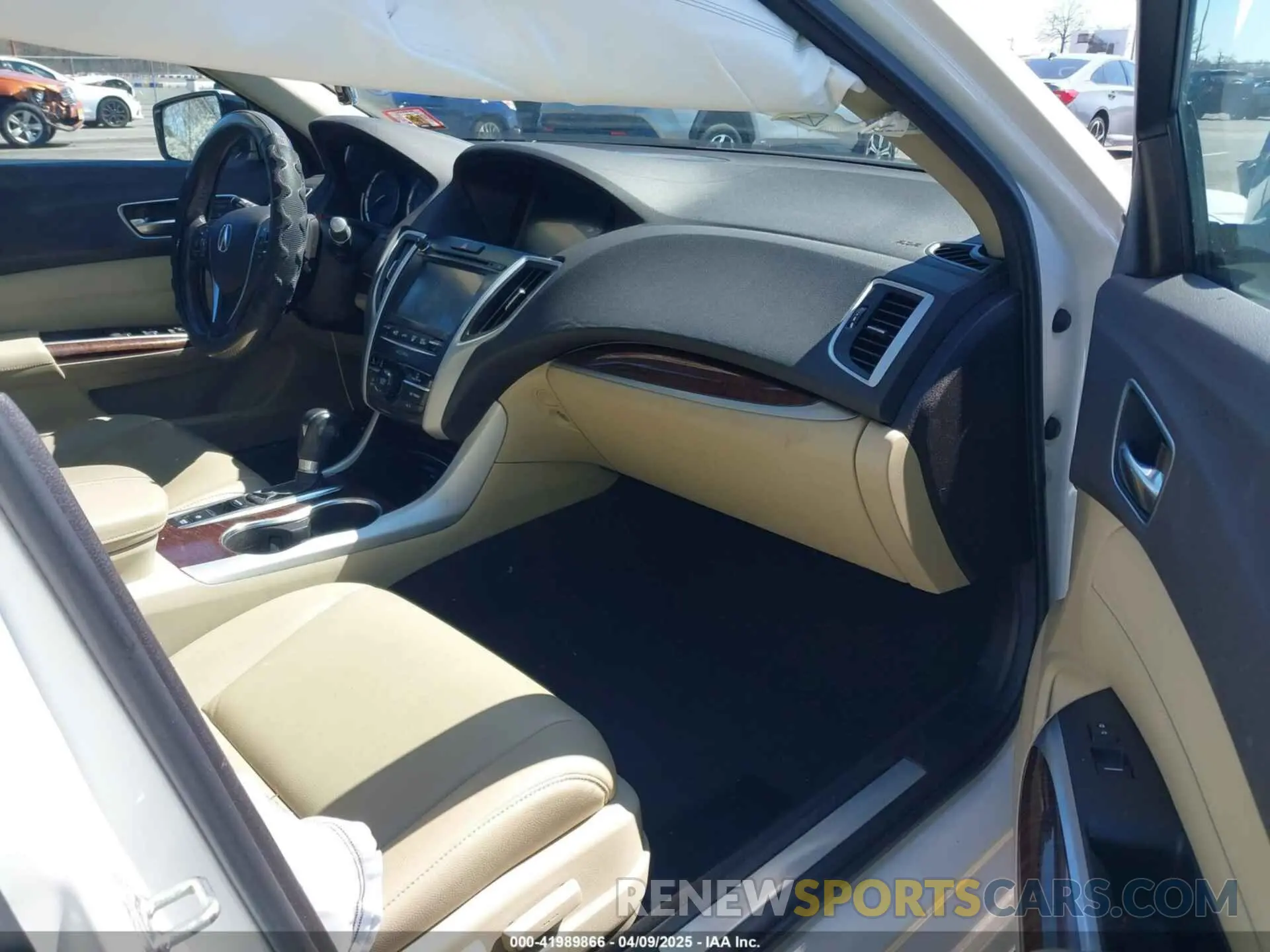 5 Photograph of a damaged car 19UUB1F35LA011126 ACURA TLX 2020