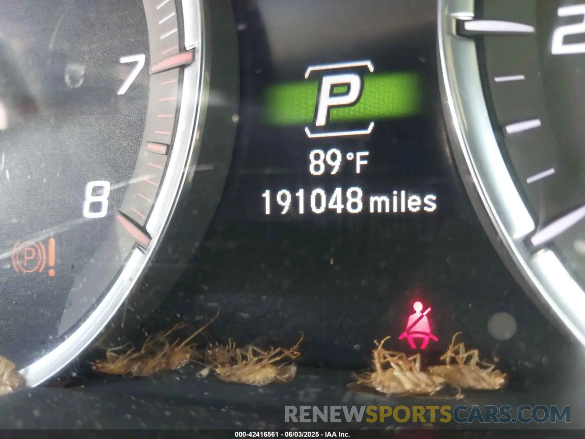 15 Photograph of a damaged car 19UUB1F37LA006932 ACURA TLX 2020