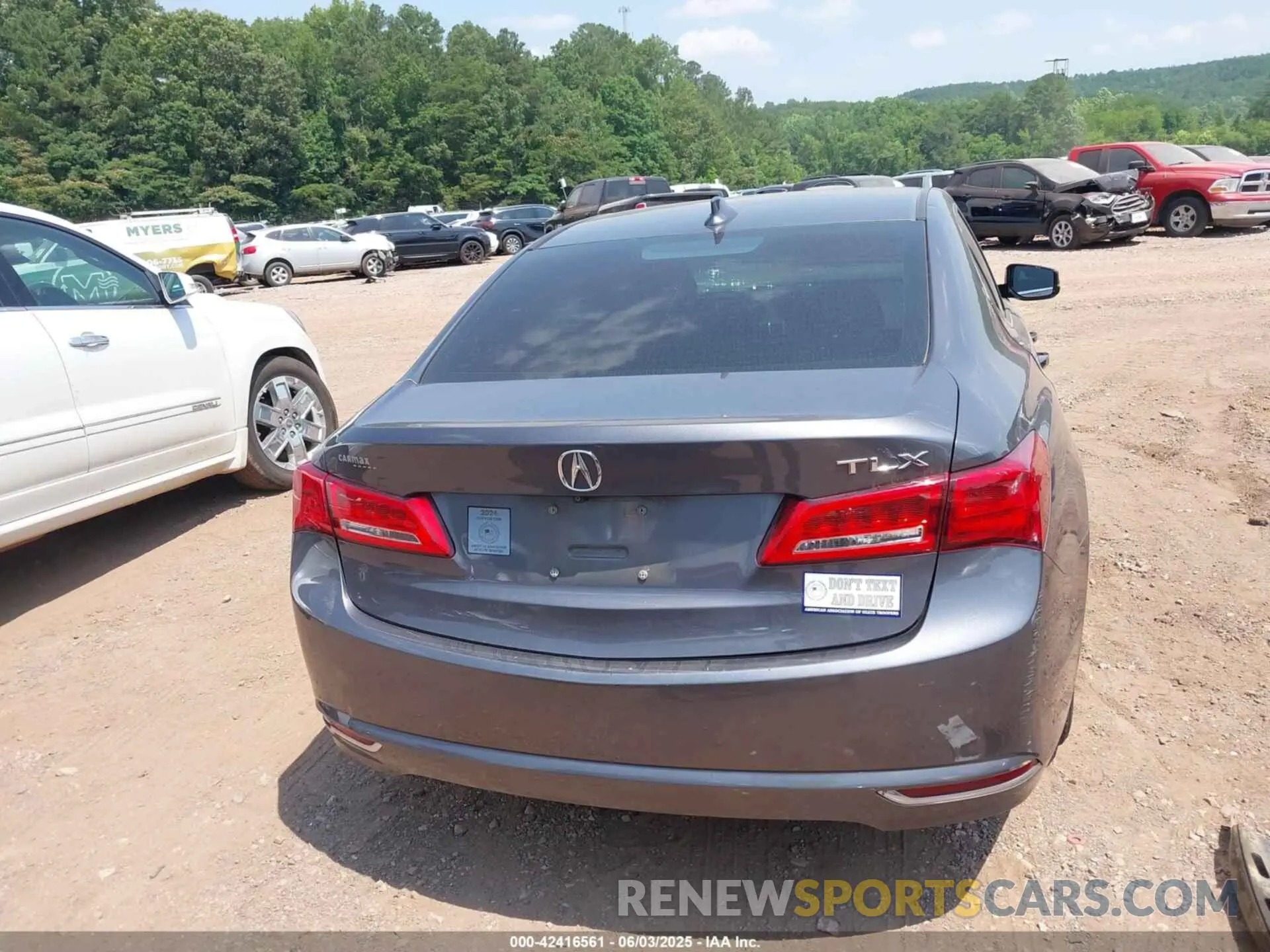 16 Photograph of a damaged car 19UUB1F37LA006932 ACURA TLX 2020