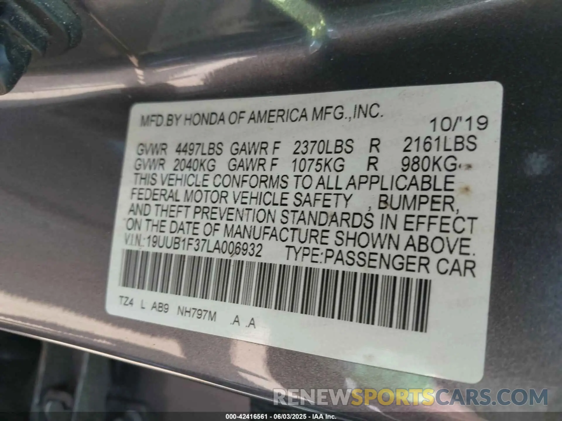 9 Photograph of a damaged car 19UUB1F37LA006932 ACURA TLX 2020