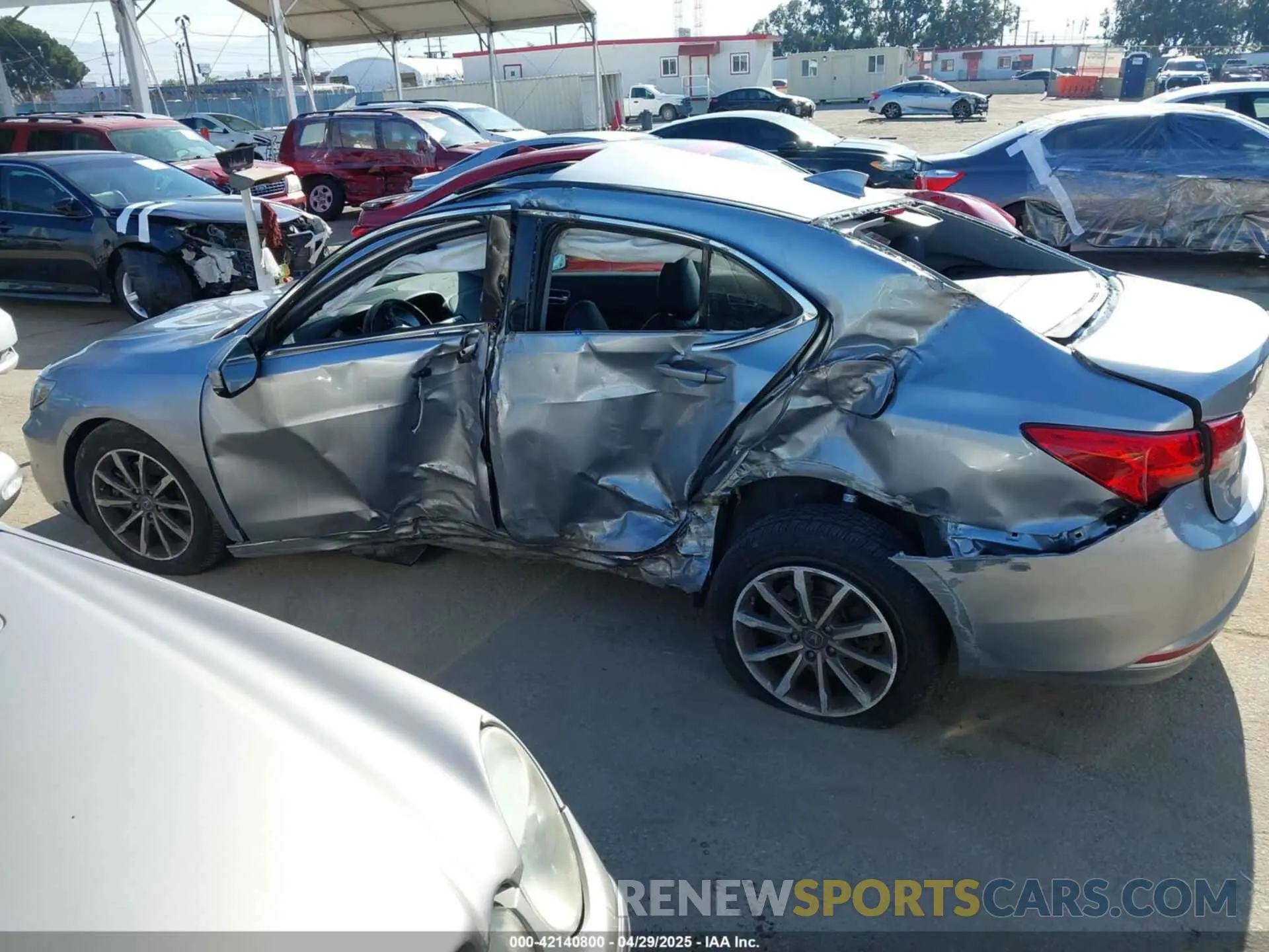 14 Photograph of a damaged car 19UUB1F37LA007627 ACURA TLX 2020