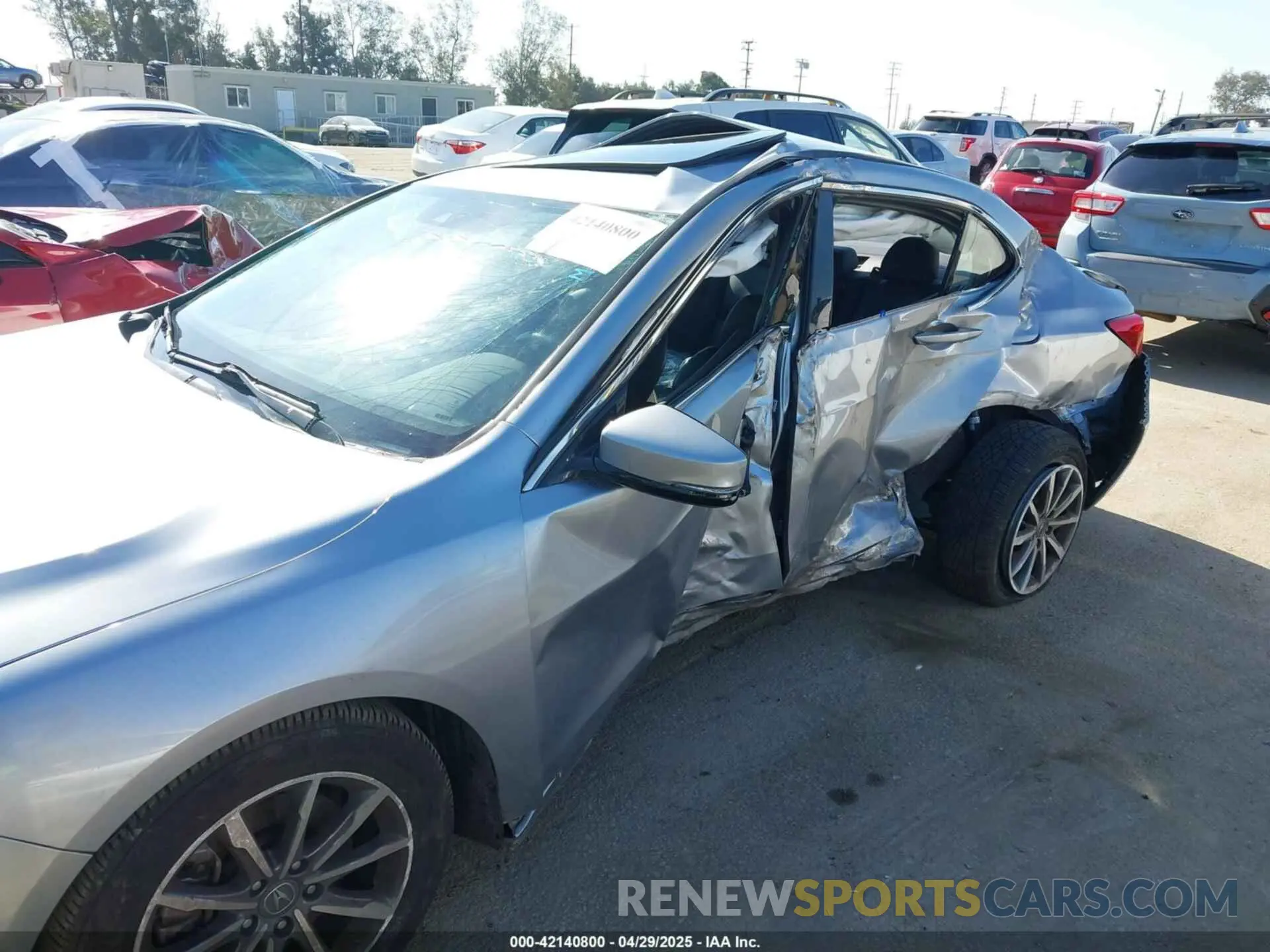 6 Photograph of a damaged car 19UUB1F37LA007627 ACURA TLX 2020