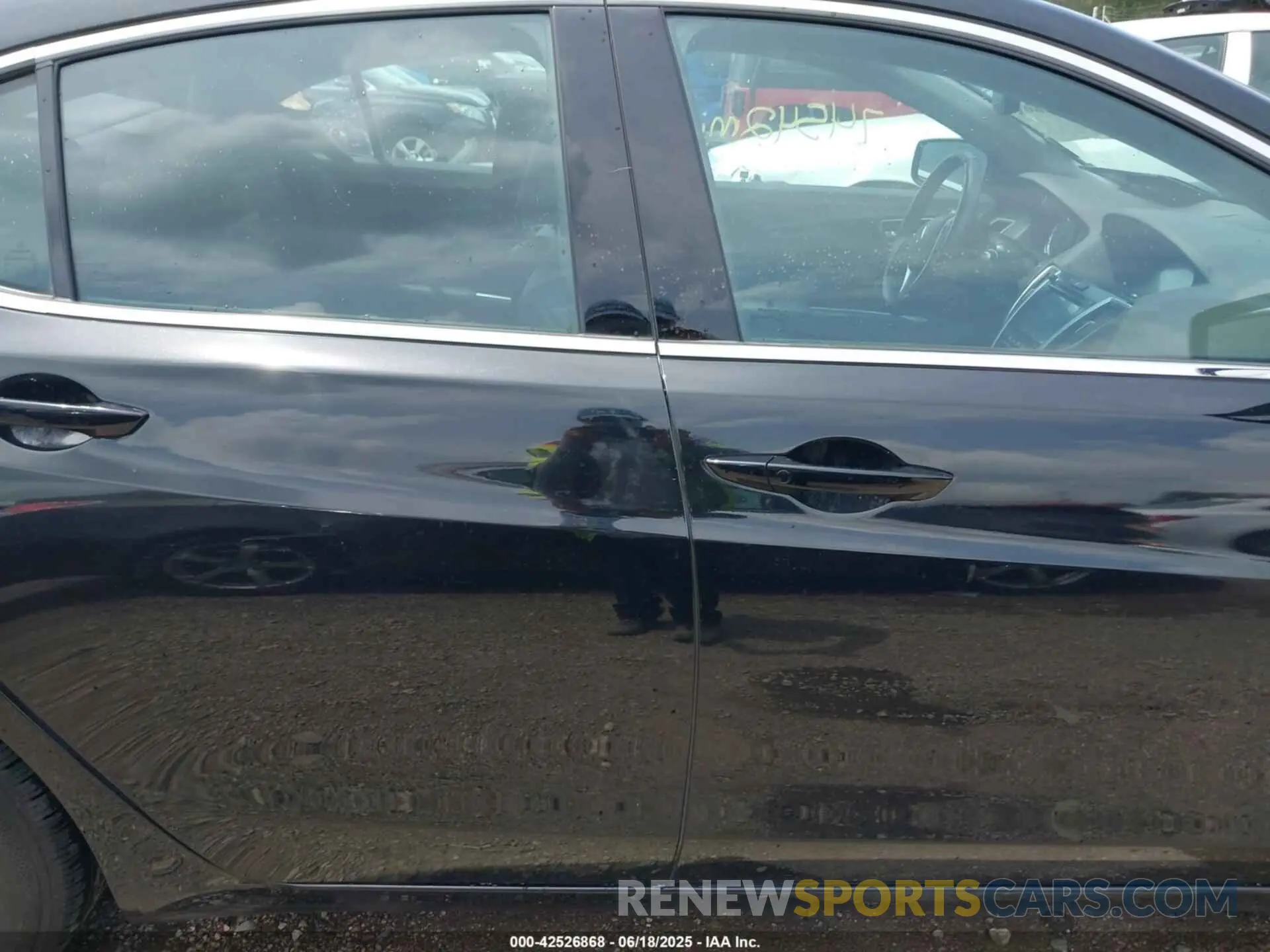 13 Photograph of a damaged car 19UUB1F38LA014280 ACURA TLX 2020