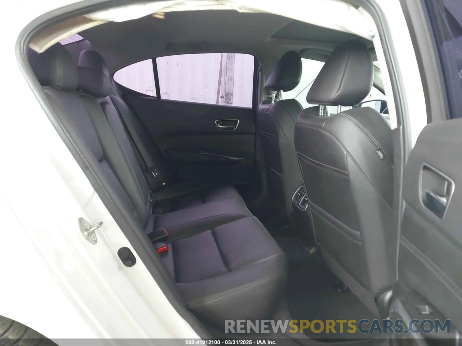 8 Photograph of a damaged car 19UUB1F38LA014988 ACURA TLX 2020