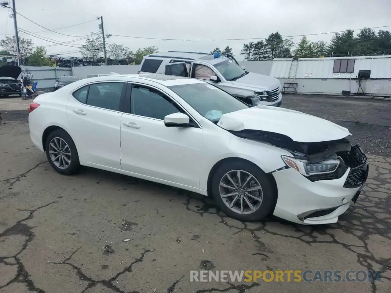 4 Photograph of a damaged car 19UUB1F3XLA014975 ACURA TLX 2020