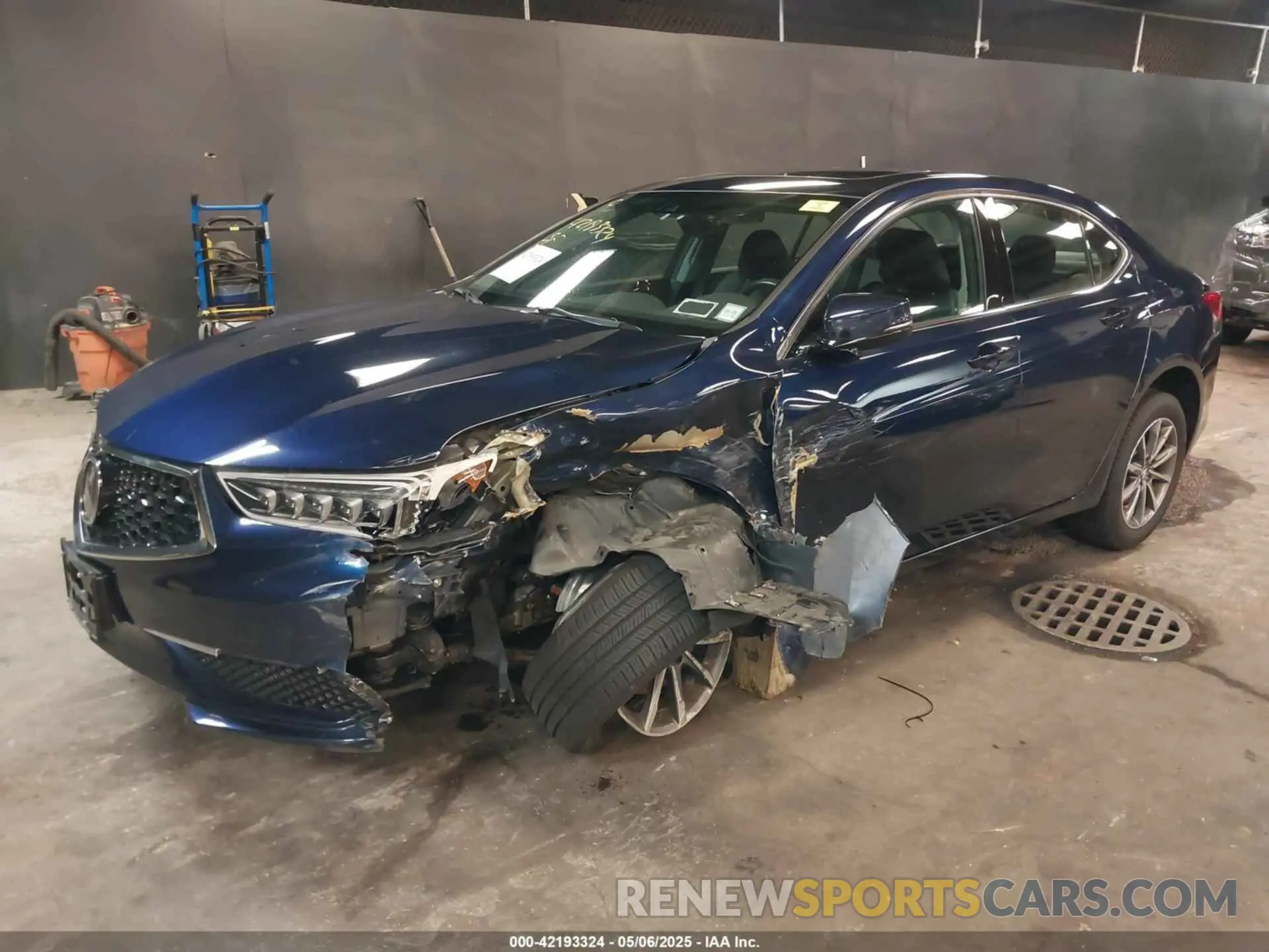 2 Photograph of a damaged car 19UUB1F53LA006637 ACURA TLX 2020