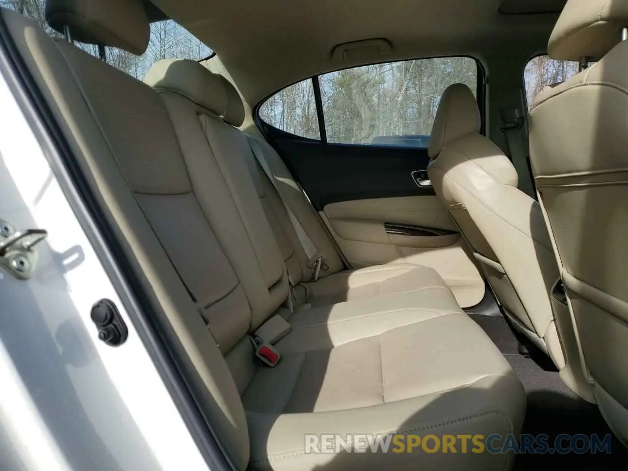 10 Photograph of a damaged car 19UUB1F53LA009862 ACURA TLX 2020