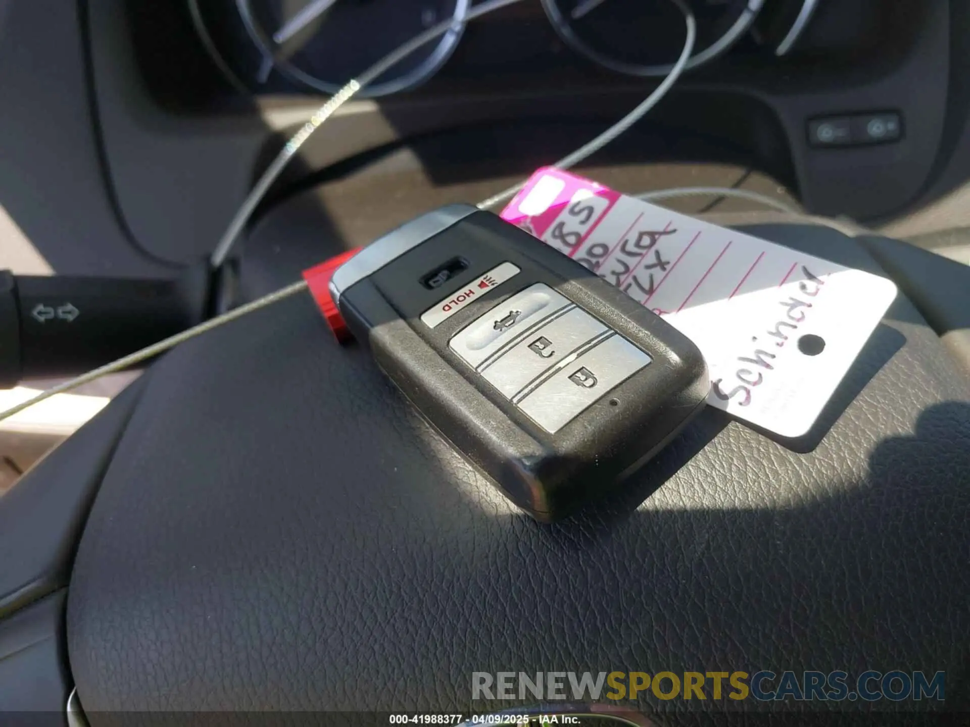 11 Photograph of a damaged car 19UUB1F53LA010462 ACURA TLX 2020
