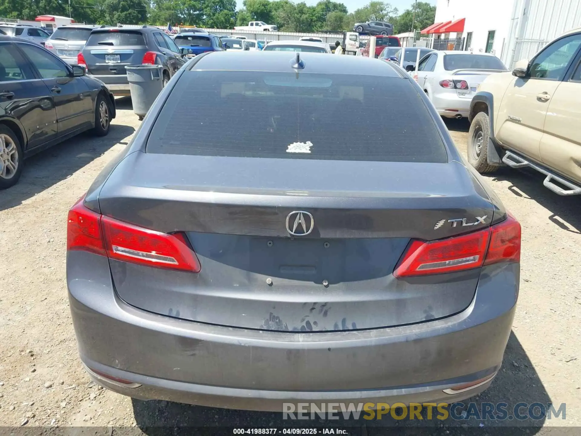 16 Photograph of a damaged car 19UUB1F53LA010462 ACURA TLX 2020