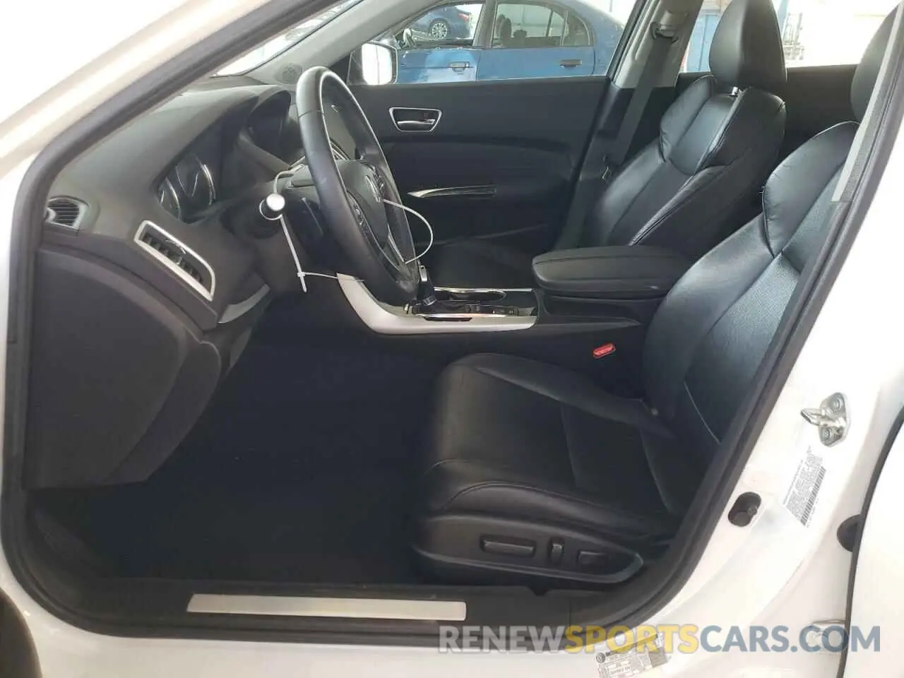 7 Photograph of a damaged car 19UUB1F54LA015251 ACURA TLX 2020