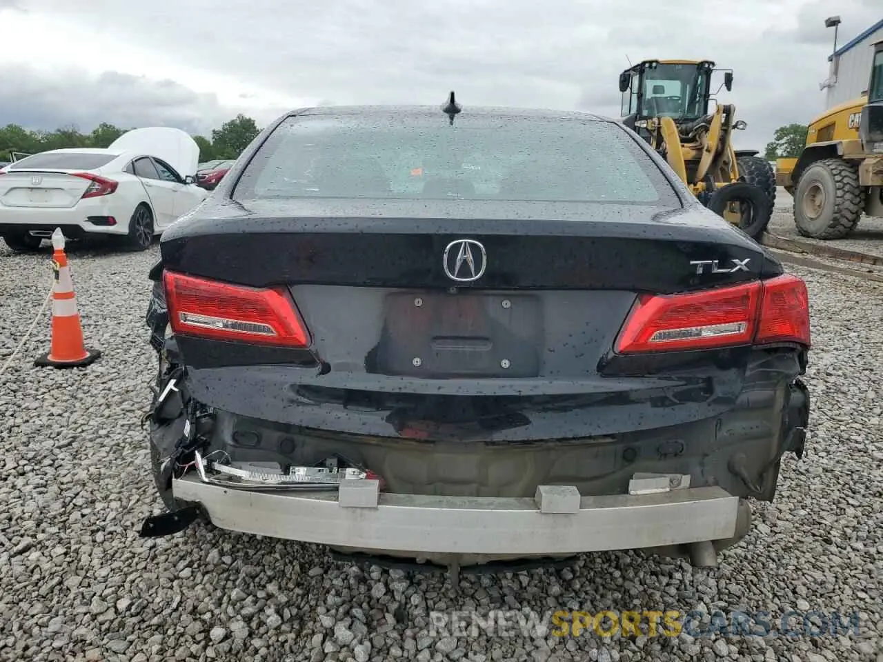 6 Photograph of a damaged car 19UUB1F55LA002332 ACURA TLX 2020