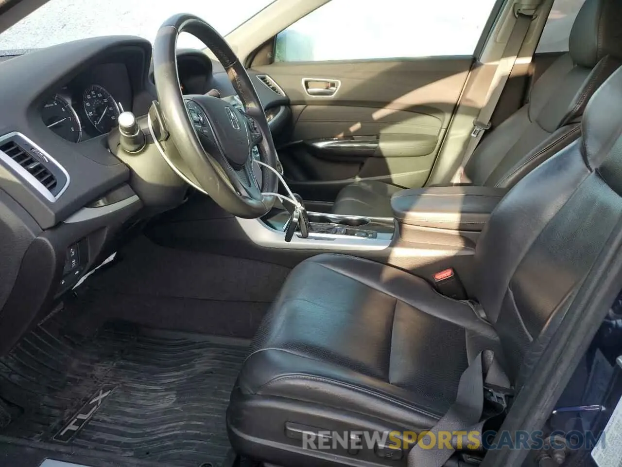 7 Photograph of a damaged car 19UUB1F55LA009281 ACURA TLX 2020