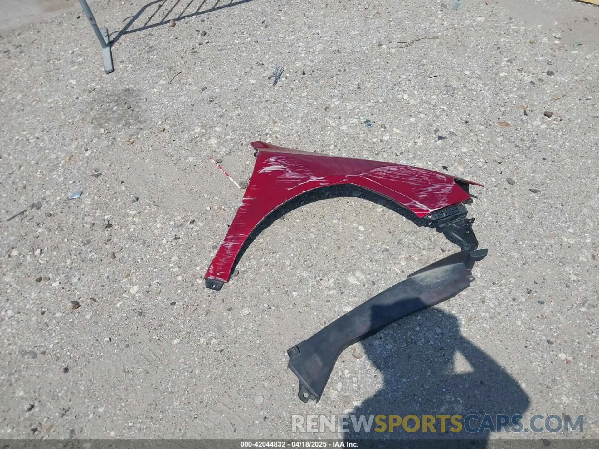 12 Photograph of a damaged car 19UUB1F55LA015601 ACURA TLX 2020