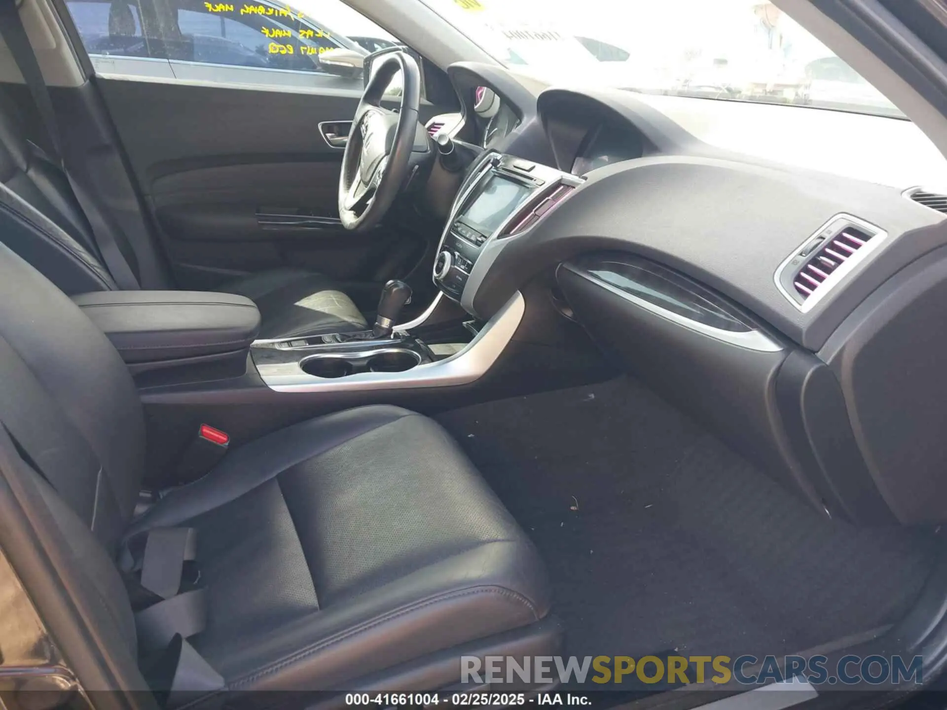 5 Photograph of a damaged car 19UUB1F57LA016345 ACURA TLX 2020