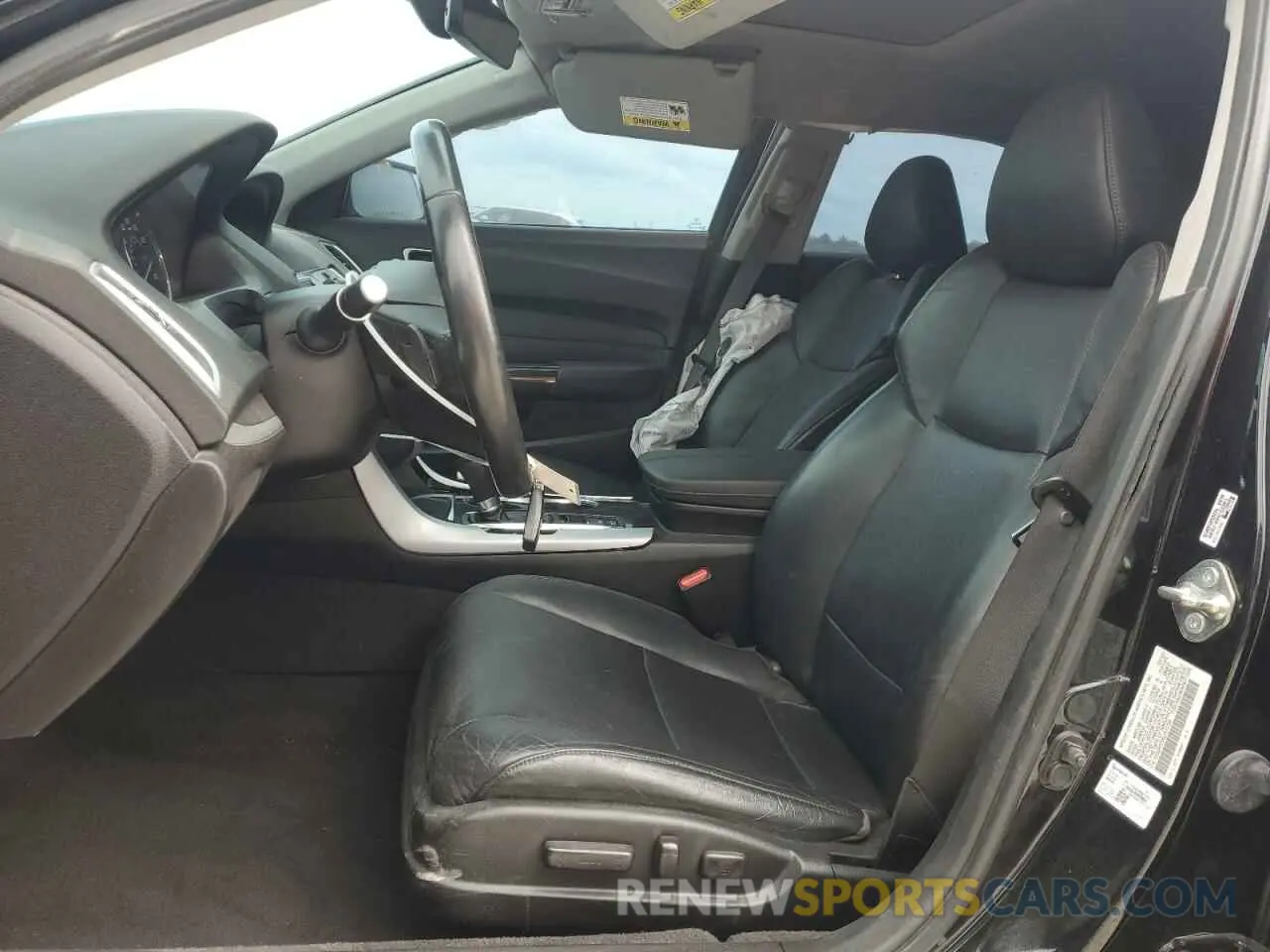 7 Photograph of a damaged car 19UUB1F5XLA012726 ACURA TLX 2020