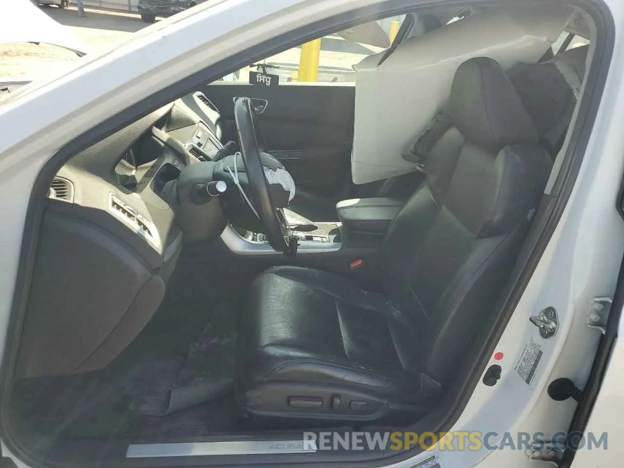 7 Photograph of a damaged car 19UUB1F5XLA017067 ACURA TLX 2020