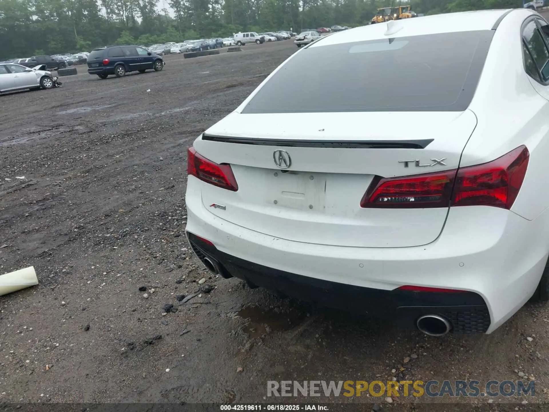 16 Photograph of a damaged car 19UUB1F60LA011710 ACURA TLX 2020