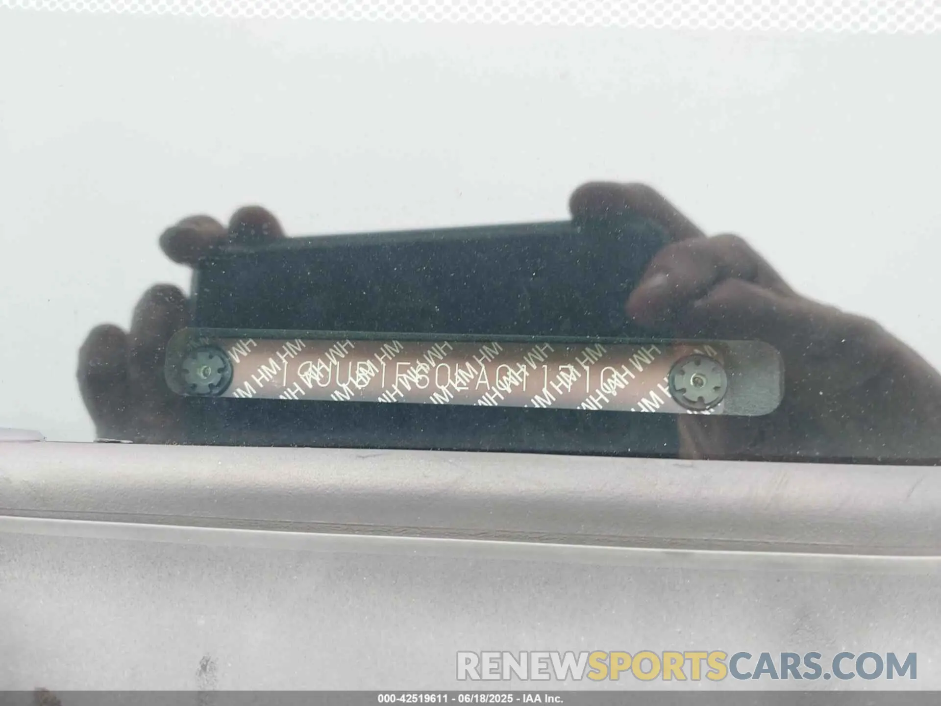 17 Photograph of a damaged car 19UUB1F60LA011710 ACURA TLX 2020