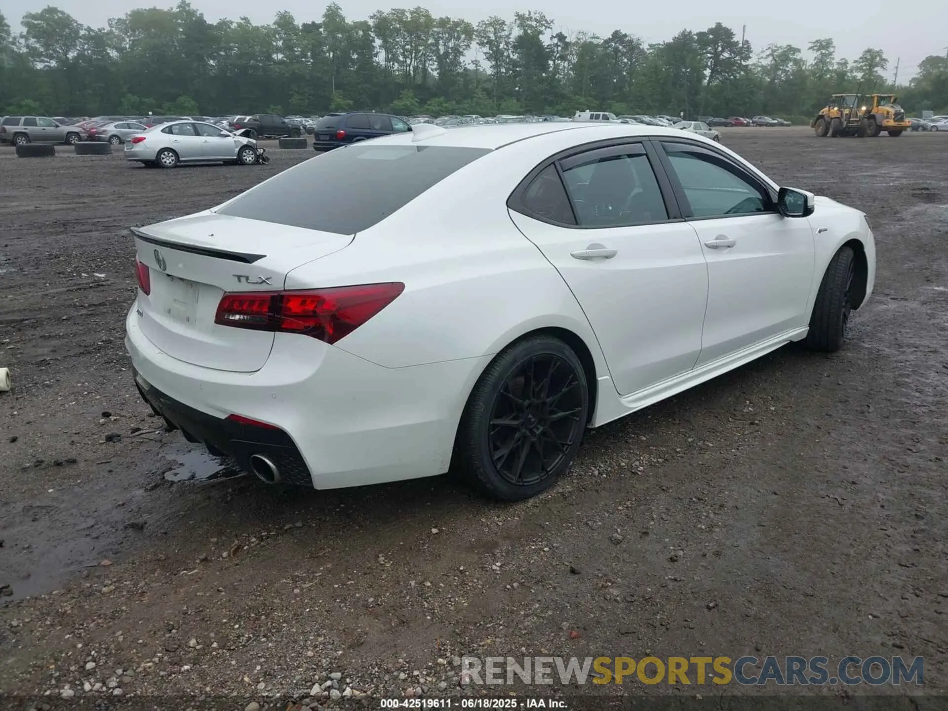 4 Photograph of a damaged car 19UUB1F60LA011710 ACURA TLX 2020